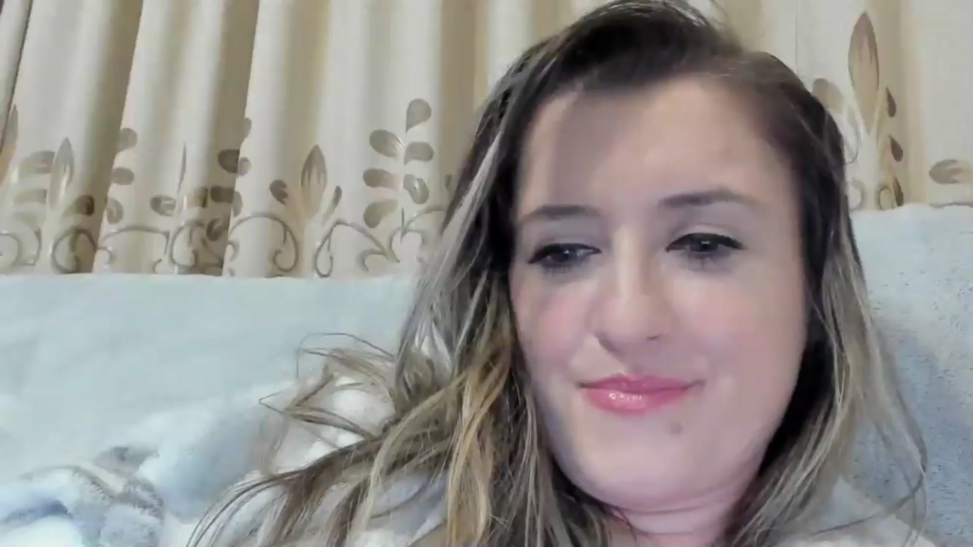 Gallery image thumbnail from BestDream's myfreecams stream on, 01/15/2025, 23:26 image 11 of 20