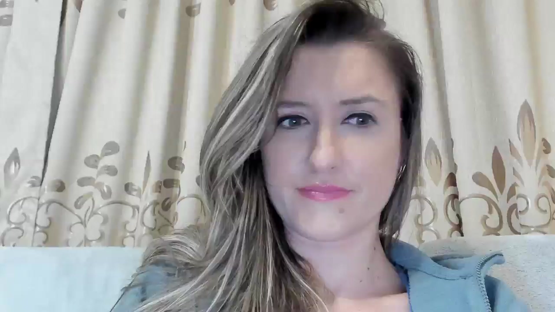 Gallery image thumbnail from BestDream's myfreecams stream on, 01/19/2025, 23:26 image 18 of 20
