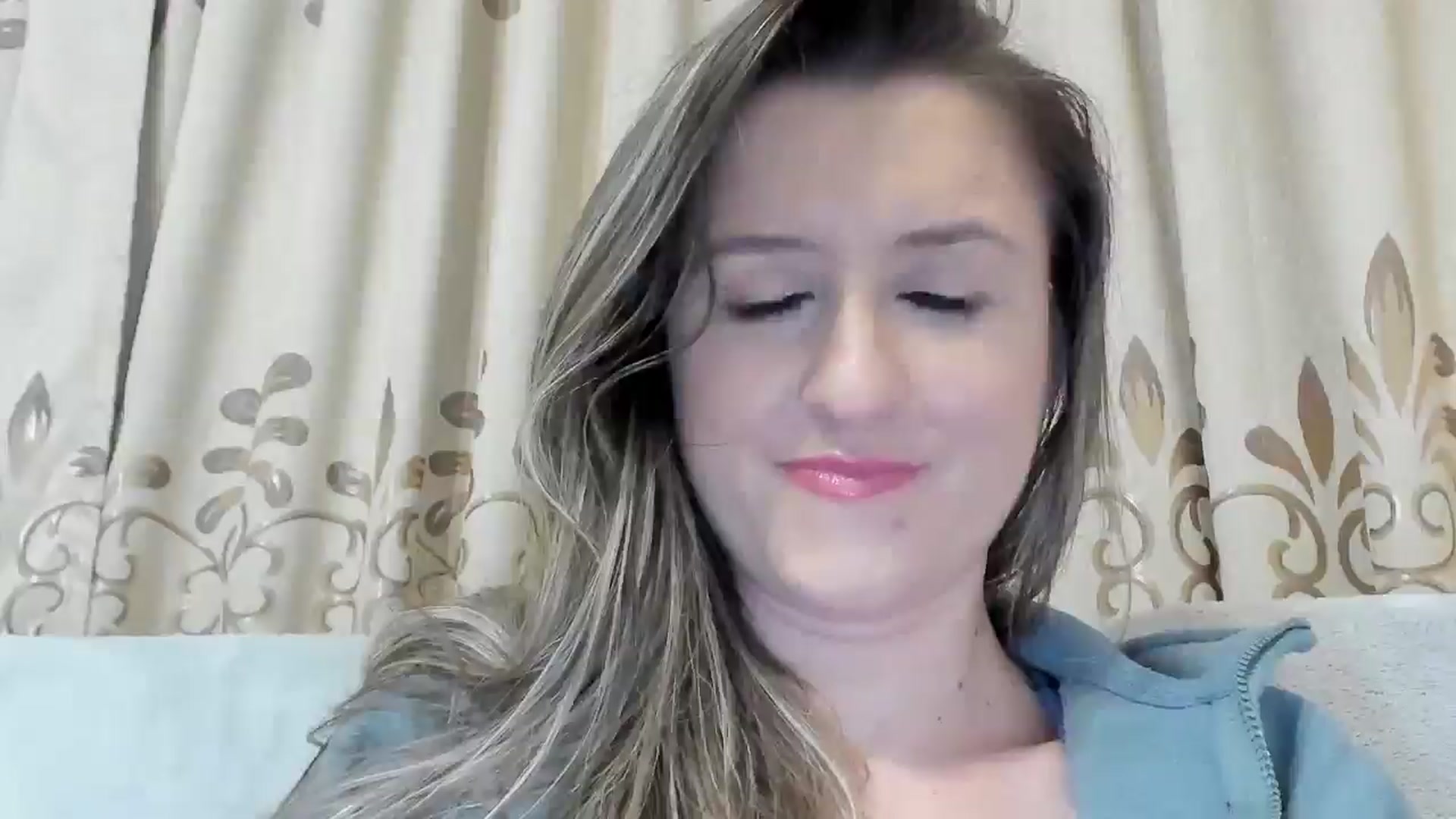 Gallery image thumbnail from BestDream's myfreecams stream on, 01/19/2025, 23:26 image 2 of 20