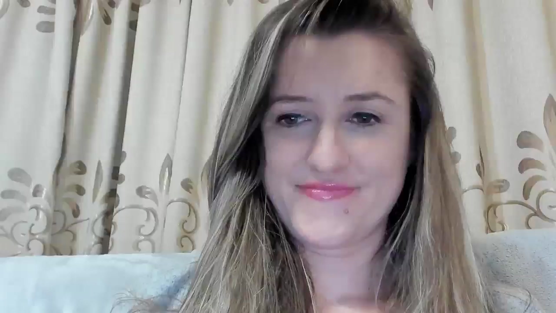 Gallery image thumbnail from BestDream's myfreecams stream on, 01/21/2025, 23:40 image 15 of 20