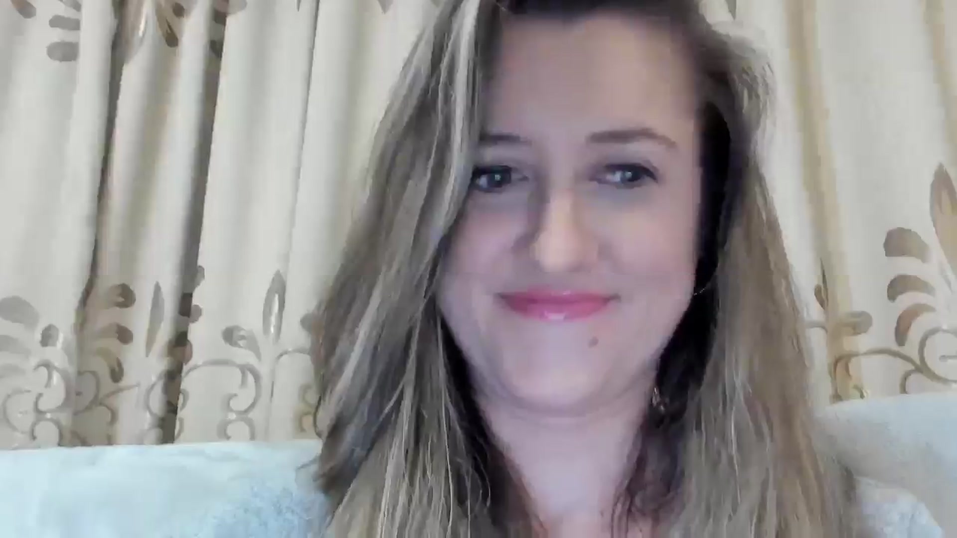 Gallery image thumbnail from BestDream's myfreecams stream on, 01/22/2025, 24:23 image 13 of 20