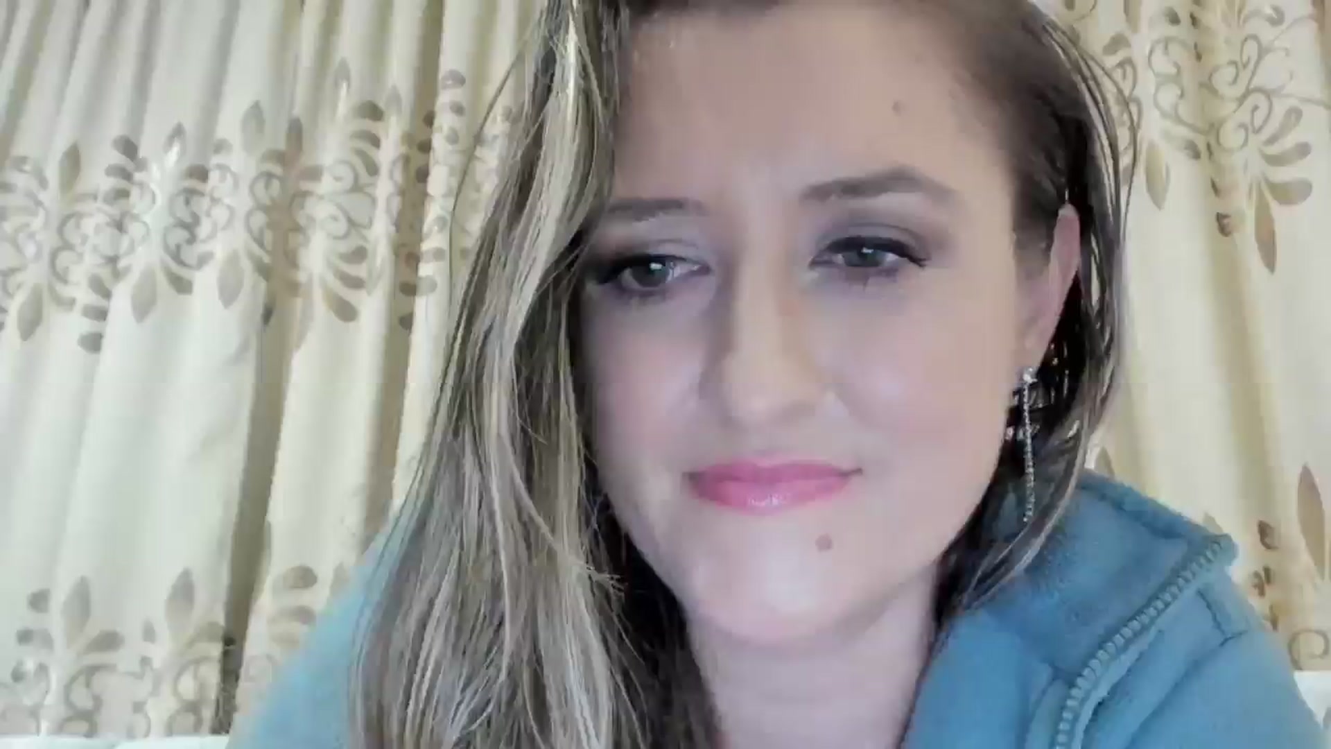 Gallery image thumbnail from BestDream's myfreecams stream on, 01/24/2025, 21:26 image 18 of 20