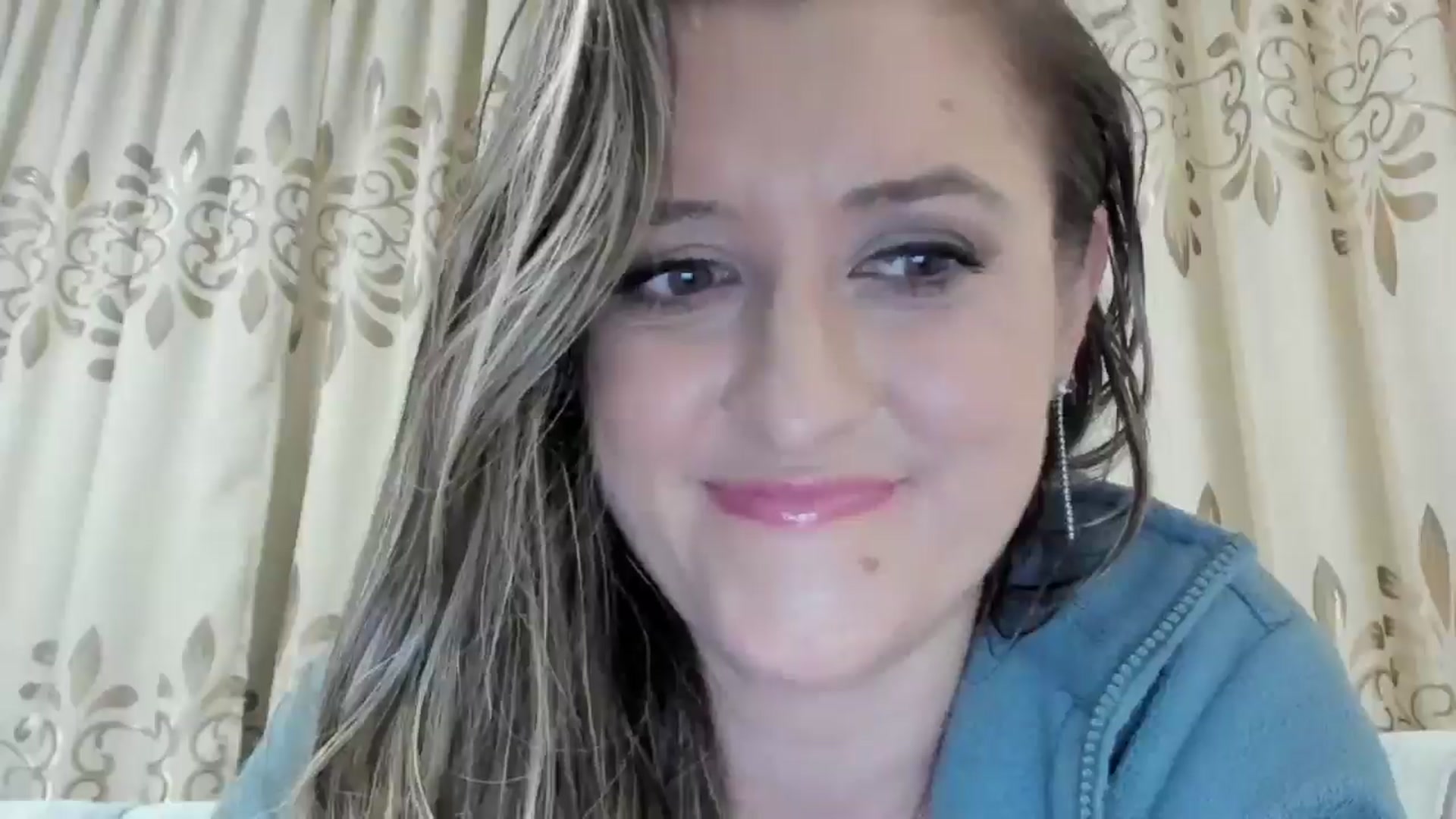 Gallery image thumbnail from BestDream's myfreecams stream on, 01/24/2025, 21:26 image 5 of 20