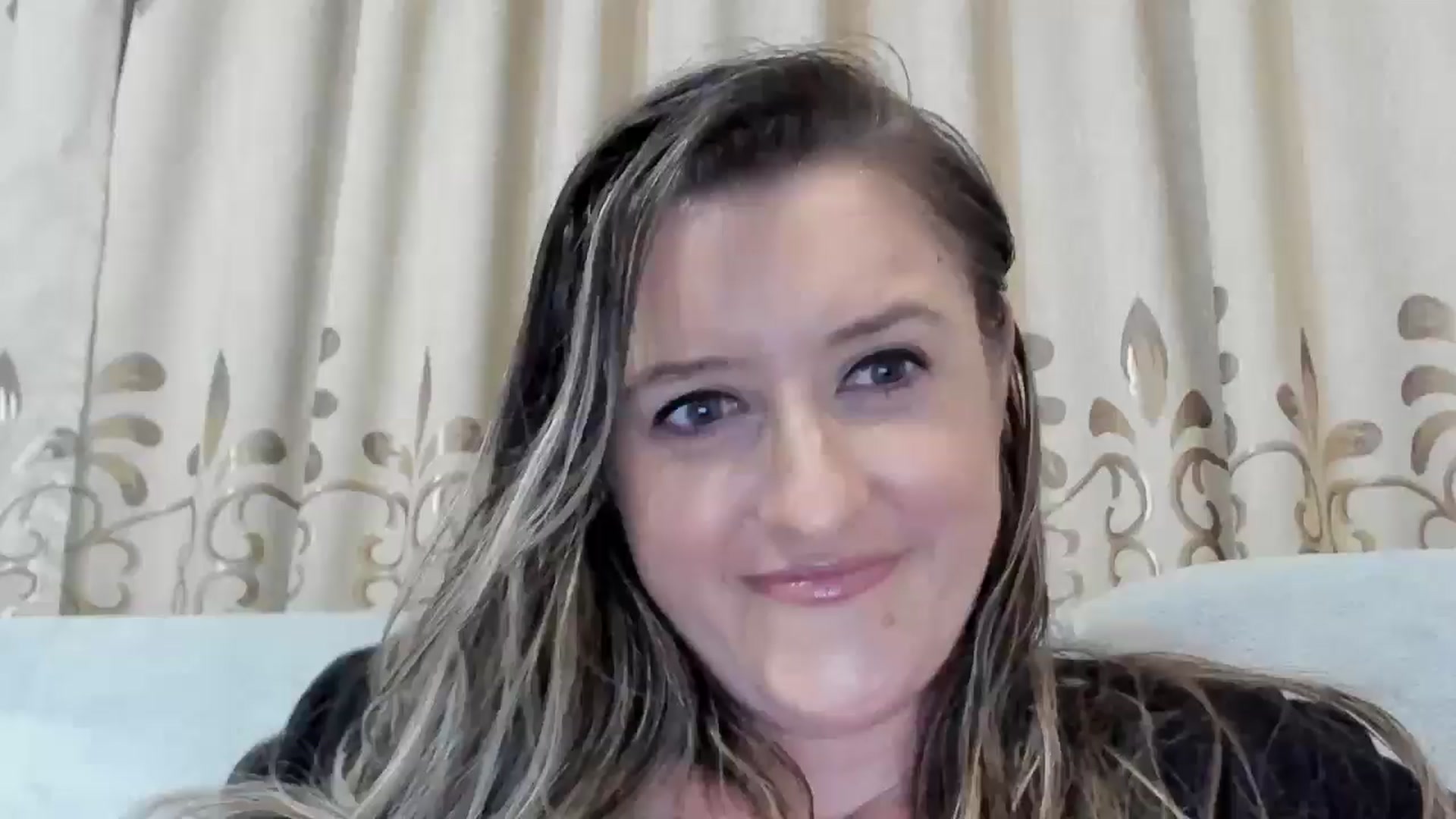 Gallery image thumbnail from BestDream's myfreecams stream on, 01/26/2025, 01:31 image 15 of 20