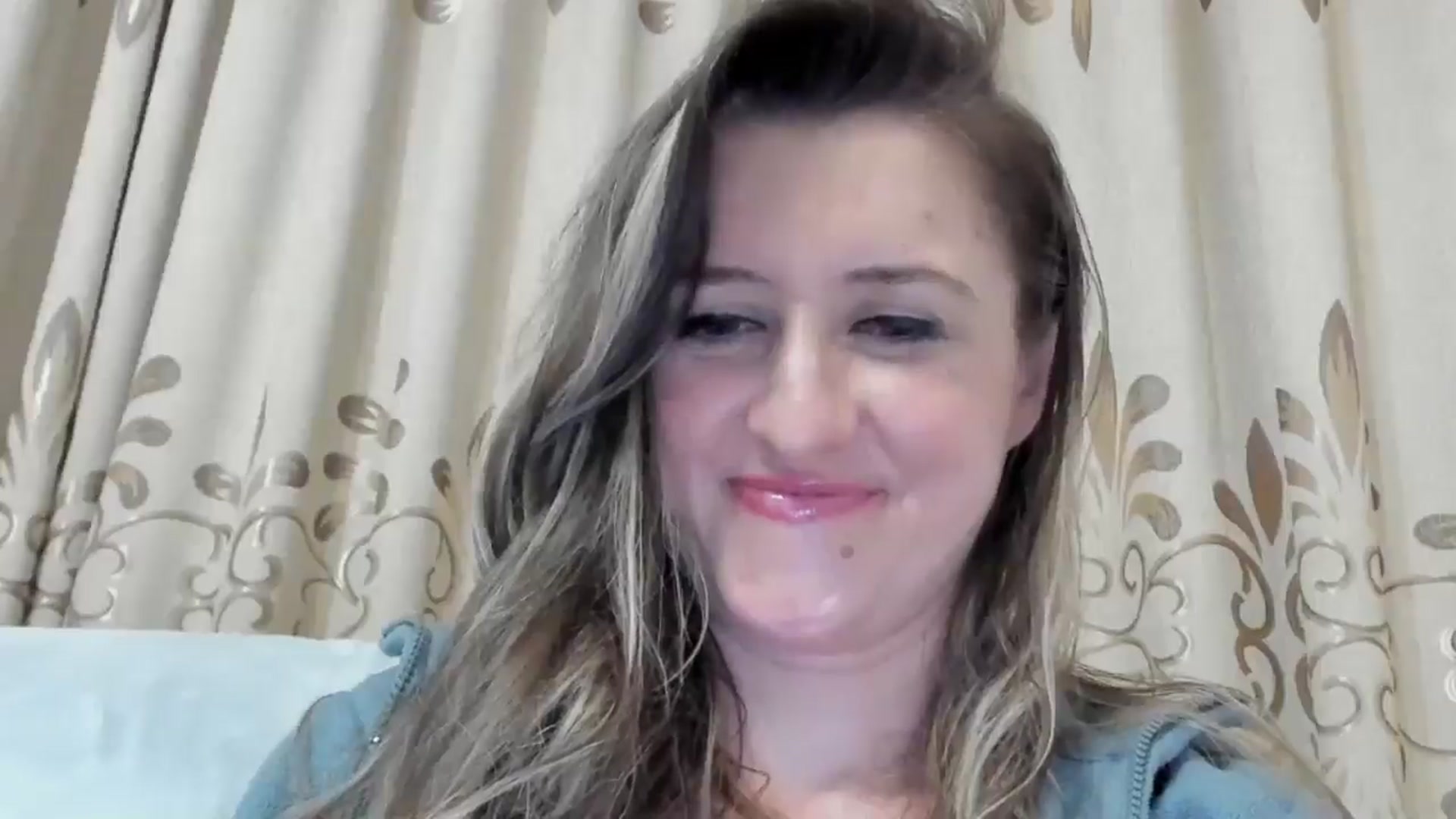 Gallery image thumbnail from BestDream's myfreecams stream on, 01/28/2025, 24:11 image 3 of 20