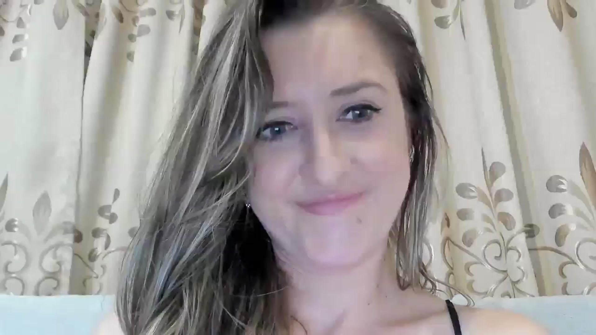 Gallery image thumbnail from BestDream's myfreecams stream on, 02/11/2025, 20:24 image 10 of 20
