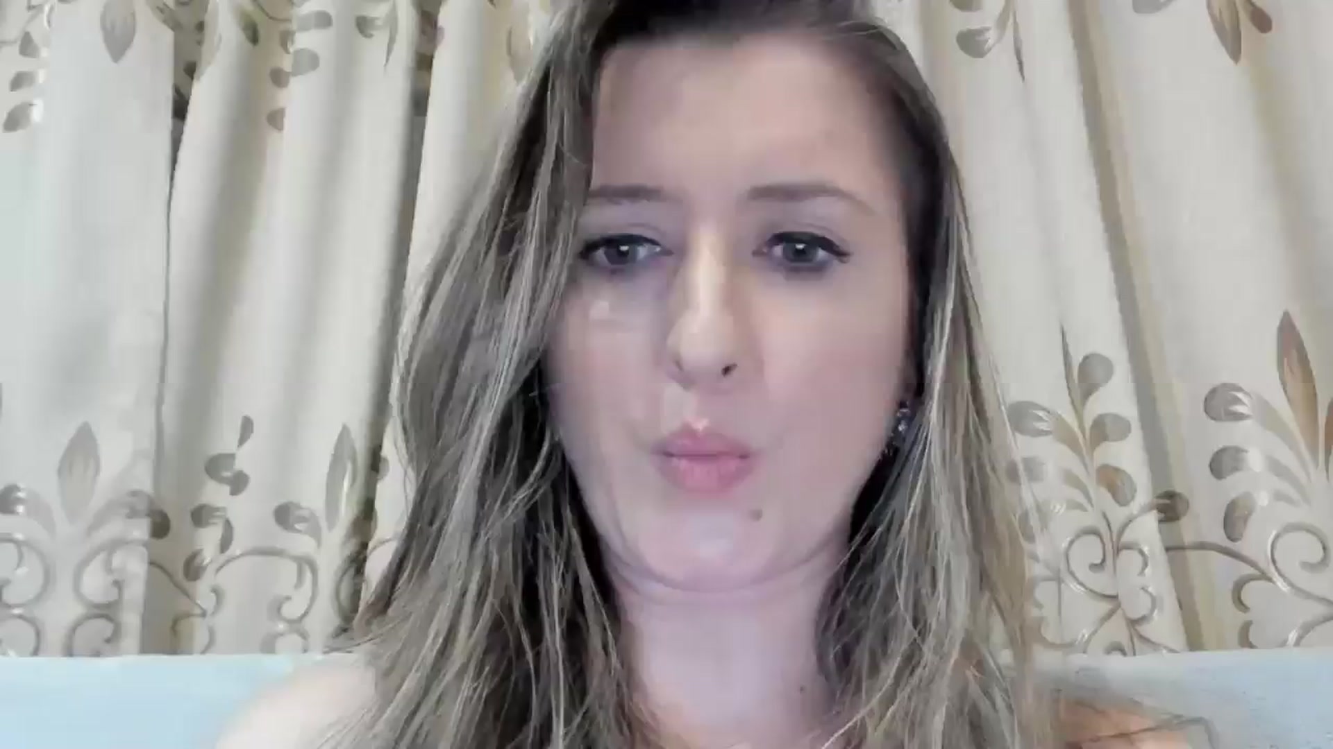 Gallery image thumbnail from BestDream's myfreecams stream on, 02/11/2025, 20:24 image 16 of 20