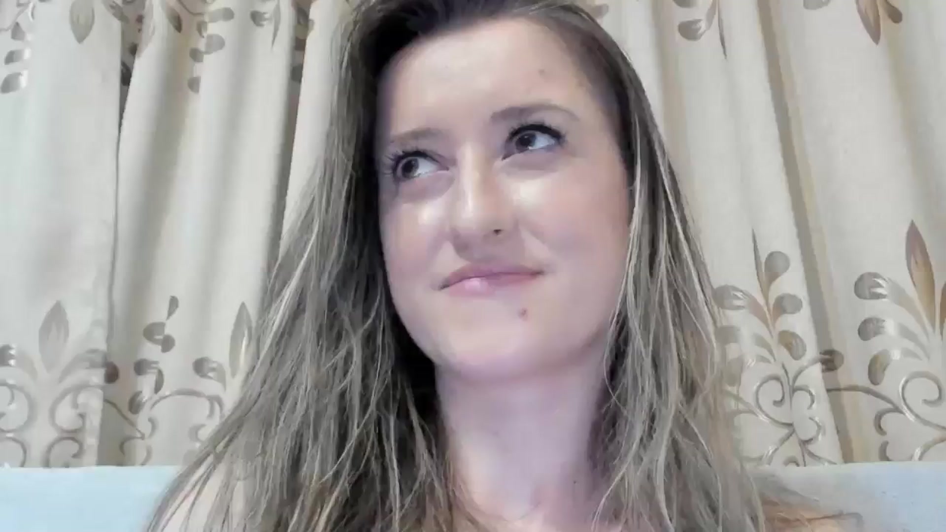 Gallery image thumbnail from BestDream's myfreecams stream on, 02/11/2025, 20:24 image 13 of 20