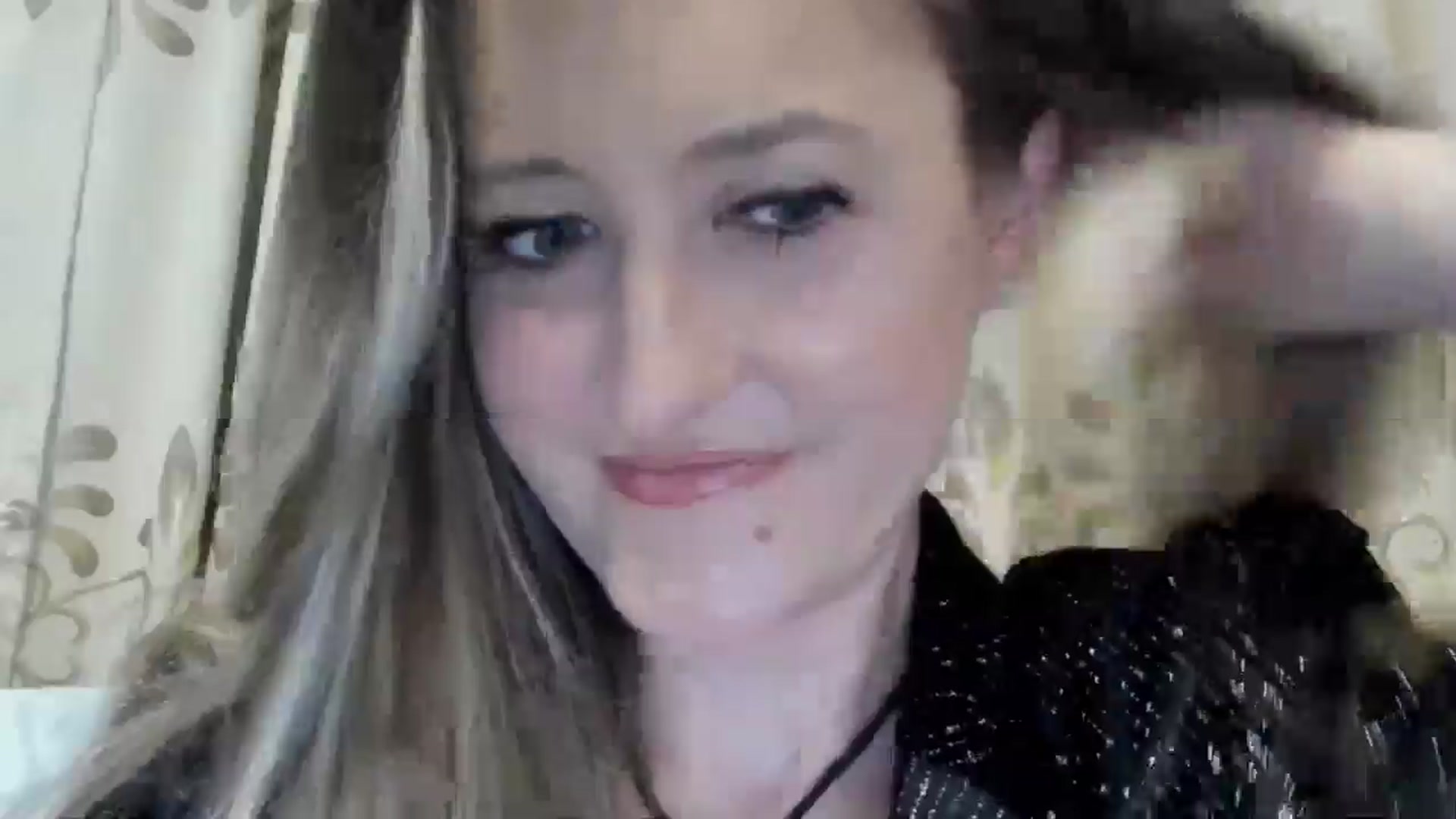 Gallery image thumbnail from BestDream's myfreecams stream on, 02/14/2025, 18:04 image 15 of 20