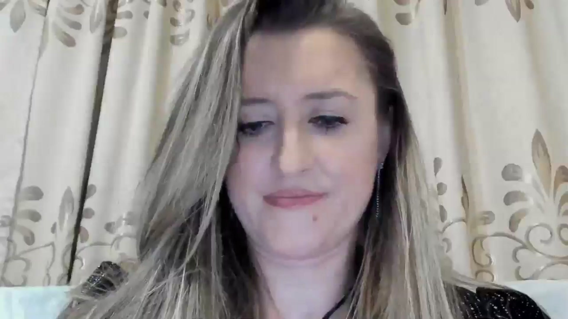 Gallery image thumbnail from BestDream's myfreecams stream on, 02/14/2025, 18:04 image 5 of 20