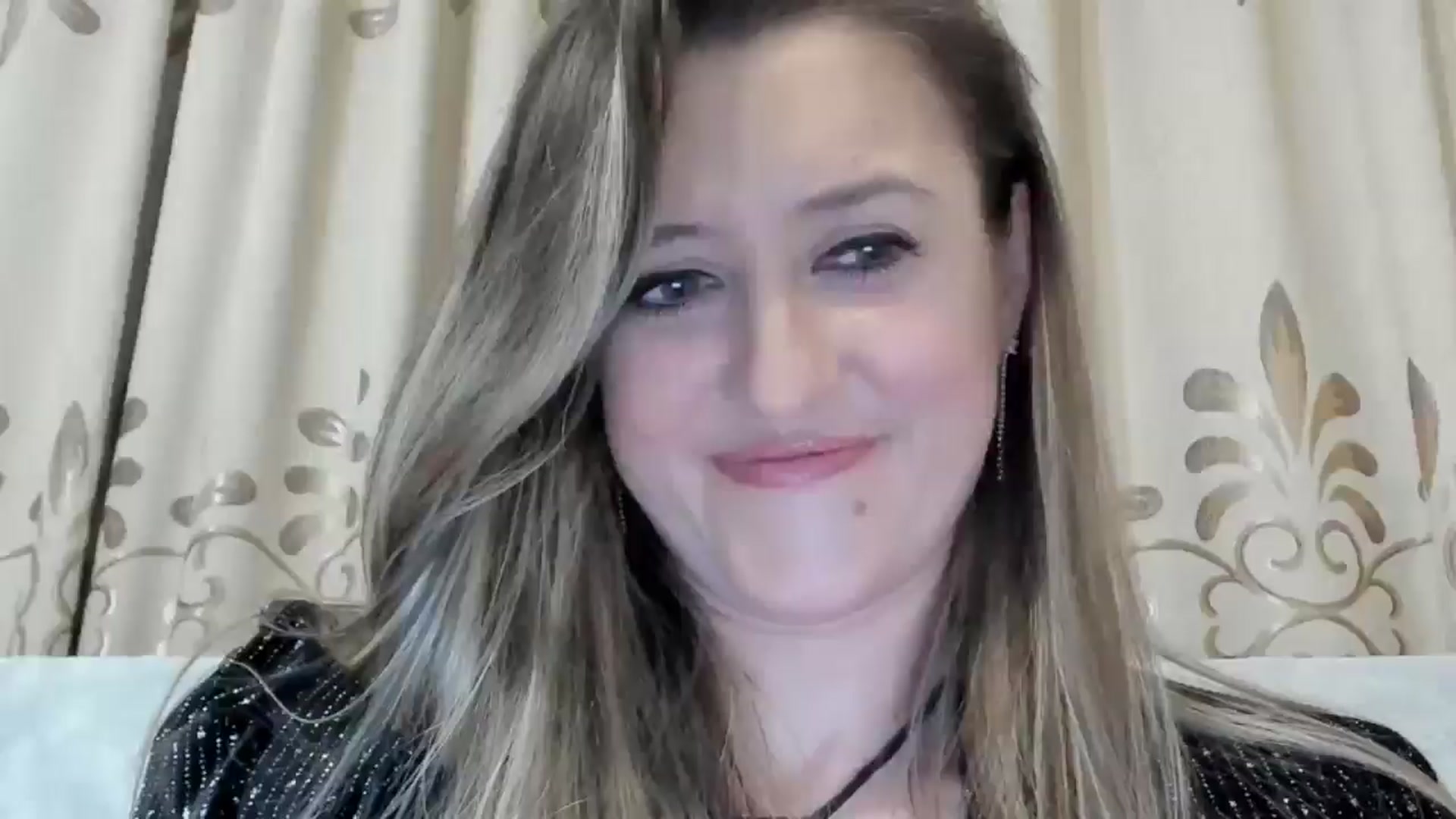 Gallery image thumbnail from BestDream's myfreecams stream on, 02/14/2025, 19:25 image 1 of 20