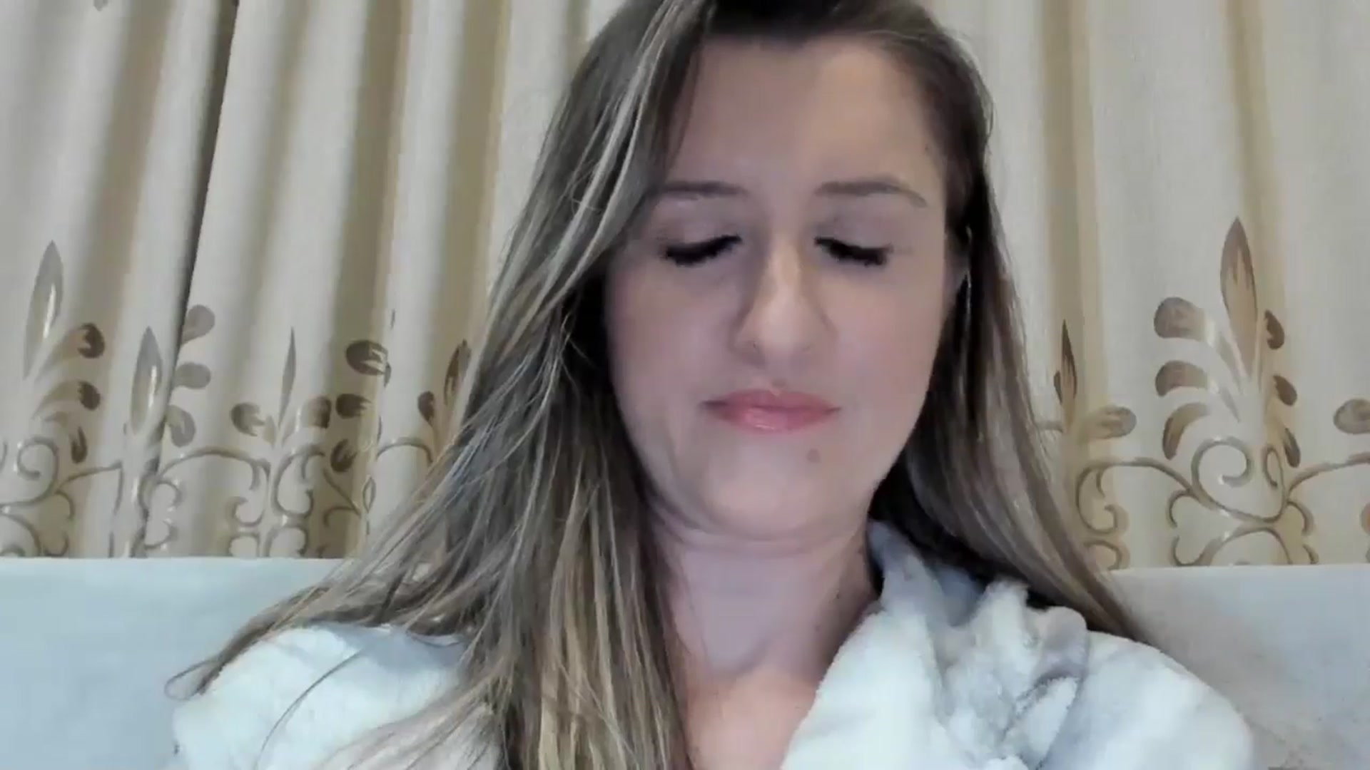 Gallery image thumbnail from BestDream's myfreecams stream on, 02/19/2025, 20:05 image 15 of 20