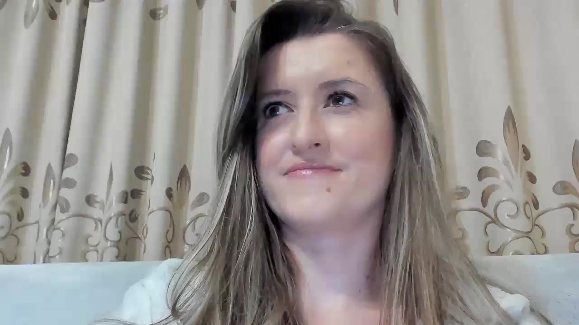 Gallery image thumbnail from BestDream's myfreecams stream on, 02/19/2025, 21:58 image 20 of 20