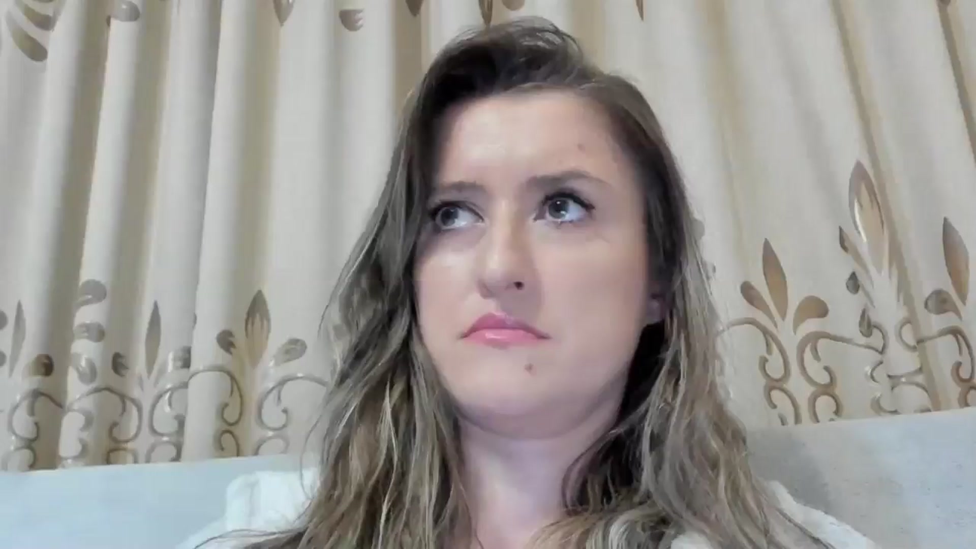 Gallery image thumbnail from BestDream's myfreecams stream on, 02/20/2025, 23:15 image 3 of 20