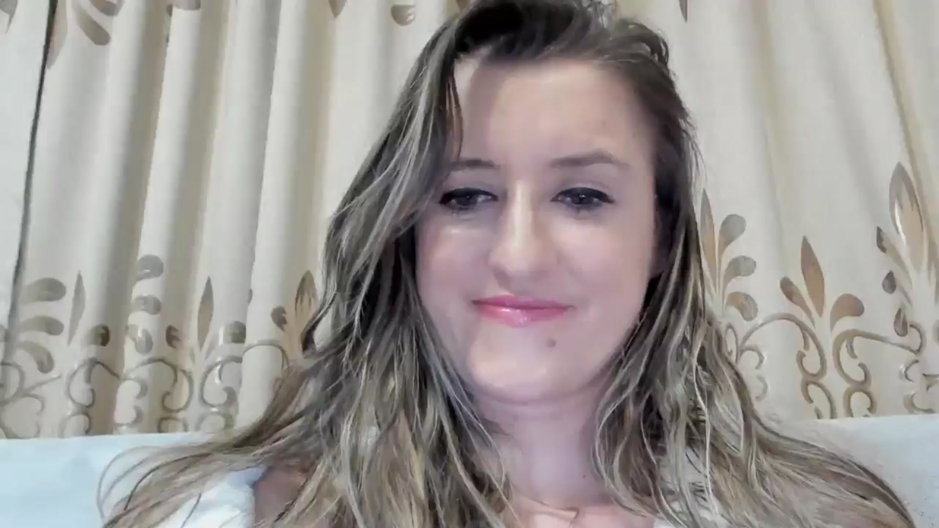 Gallery image thumbnail from BestDream's myfreecams stream on, 02/21/2025, 24:00 image 3 of 20