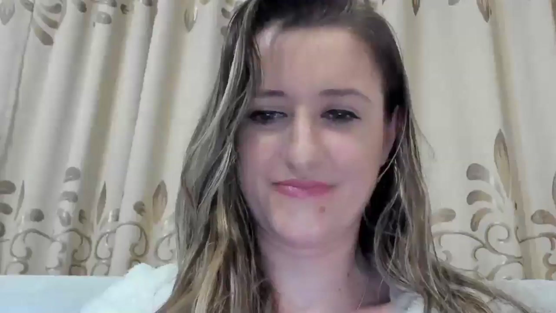 Gallery image thumbnail from BestDream's myfreecams stream on, 02/22/2025, 01:49 image 13 of 20