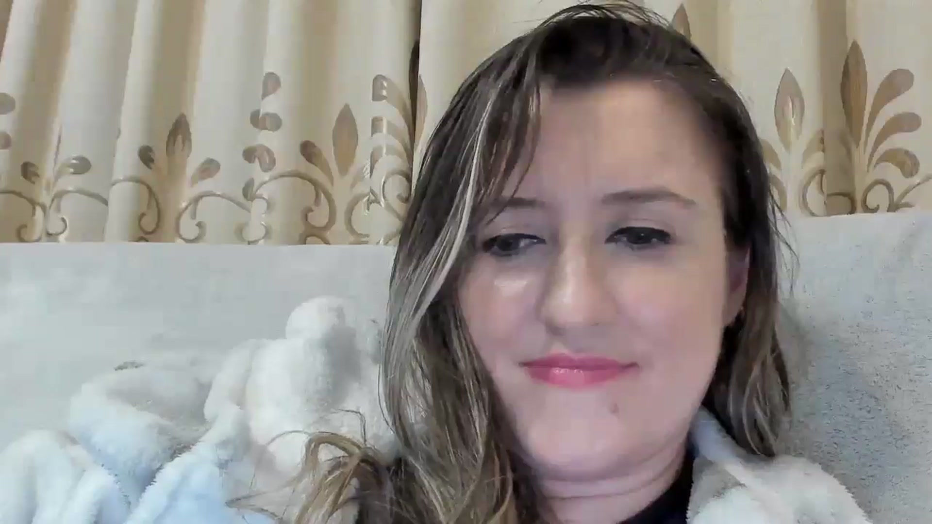 Gallery image thumbnail from BestDream's myfreecams stream on, 02/26/2025, 24:36 image 10 of 20