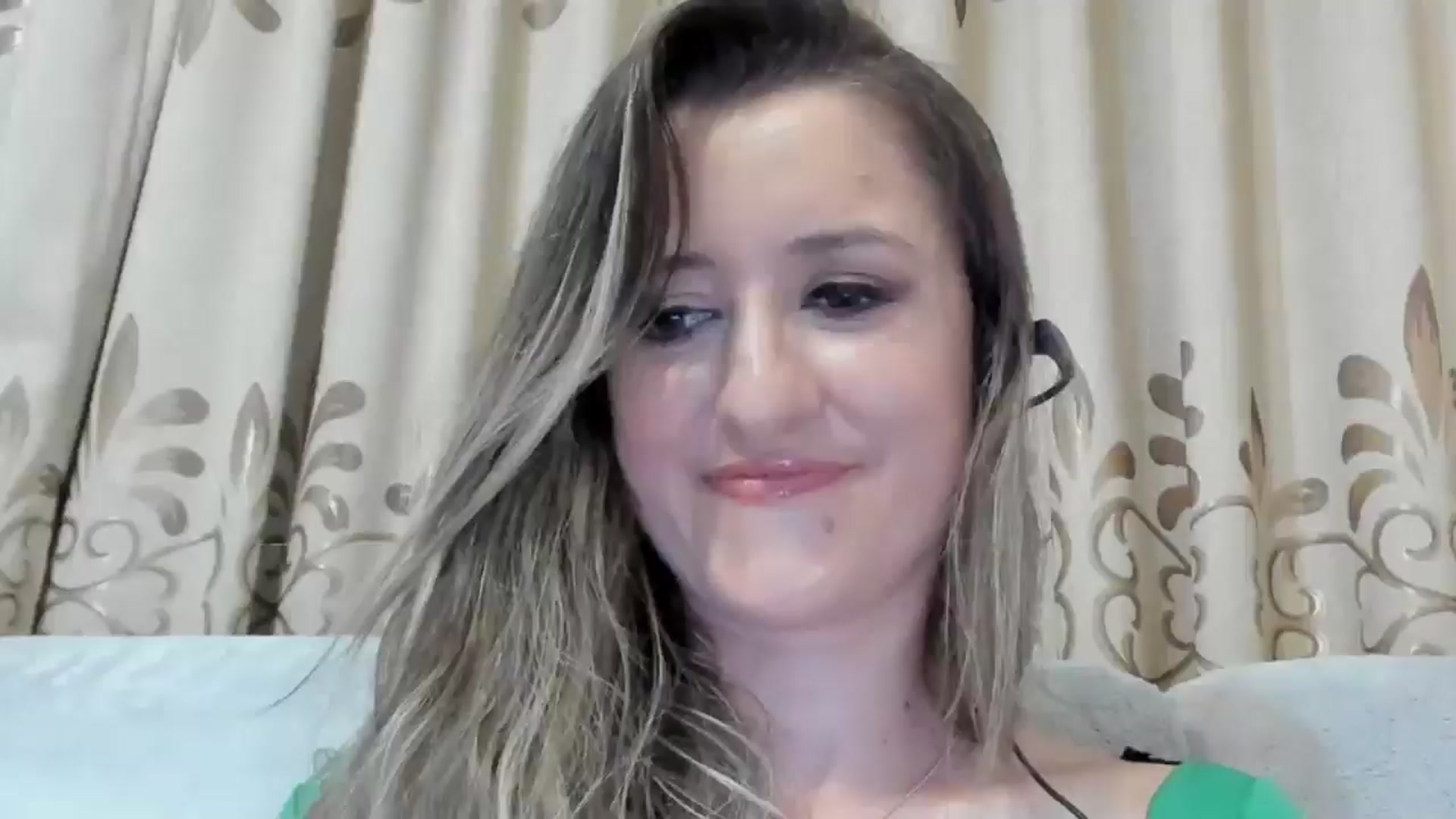 Gallery image thumbnail from BestDream's myfreecams stream on, 03/02/2025, 23:02 image 19 of 20