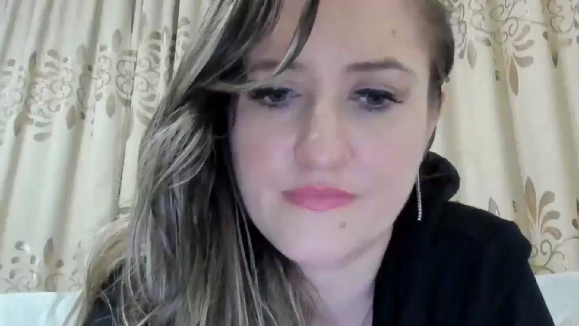 Gallery image thumbnail from BestDream's myfreecams stream on, 03/04/2025, 24:39 image 17 of 20