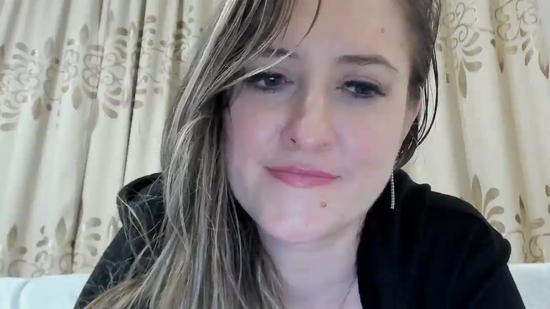 Gallery image thumbnail from BestDream's myfreecams stream on, 03/04/2025, 02:01 image 2 of 20