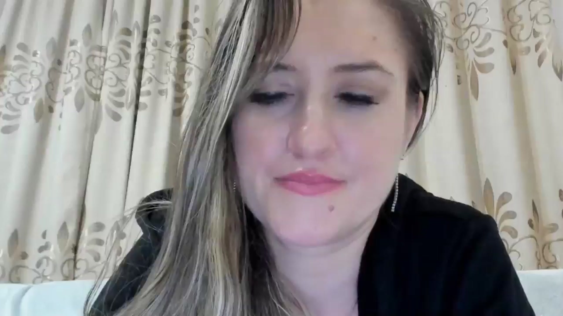 Gallery image thumbnail from BestDream's myfreecams stream on, 03/04/2025, 02:01 image 7 of 20