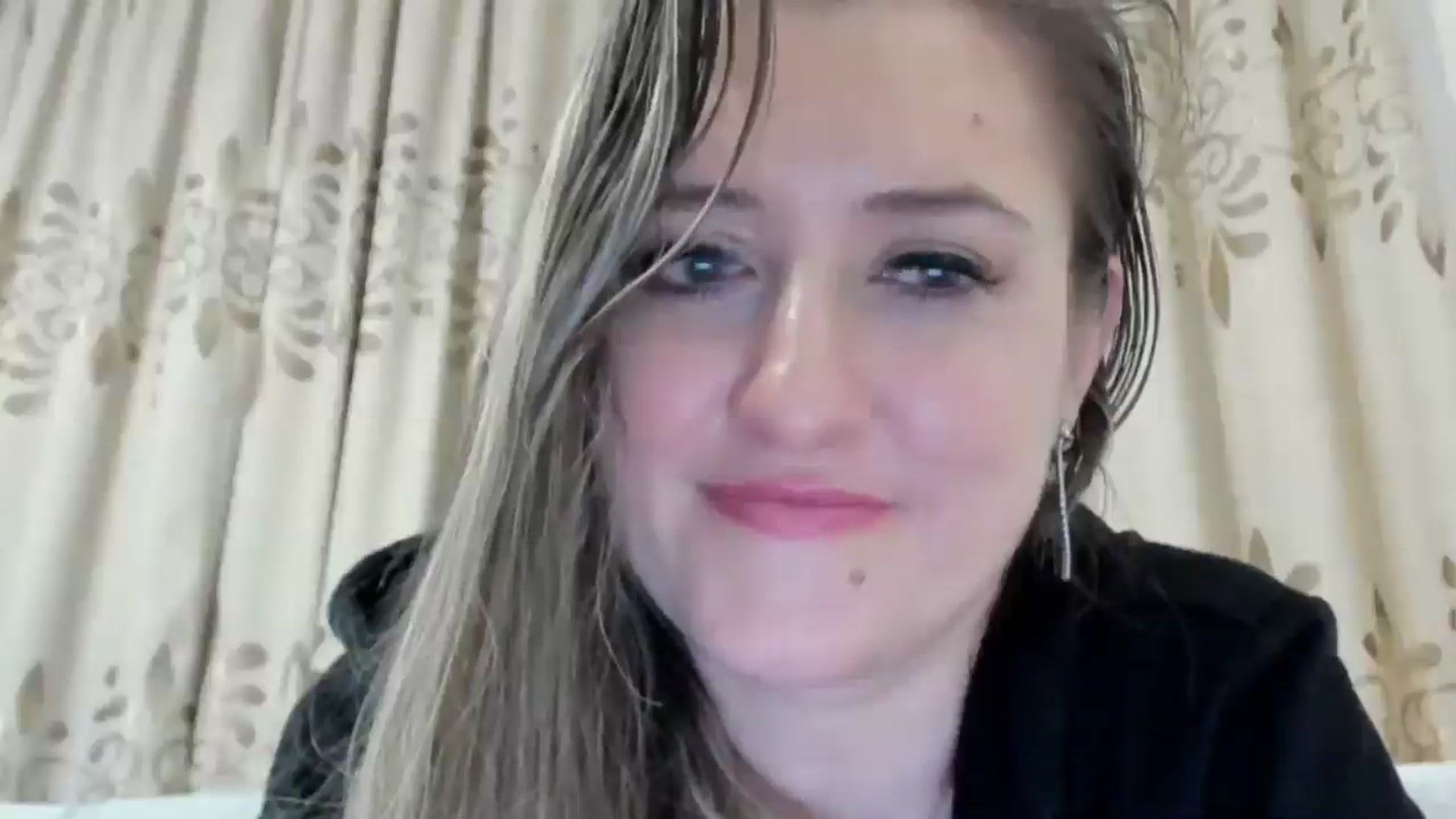Gallery image thumbnail from BestDream's myfreecams stream on, 03/04/2025, 02:45 image 3 of 20