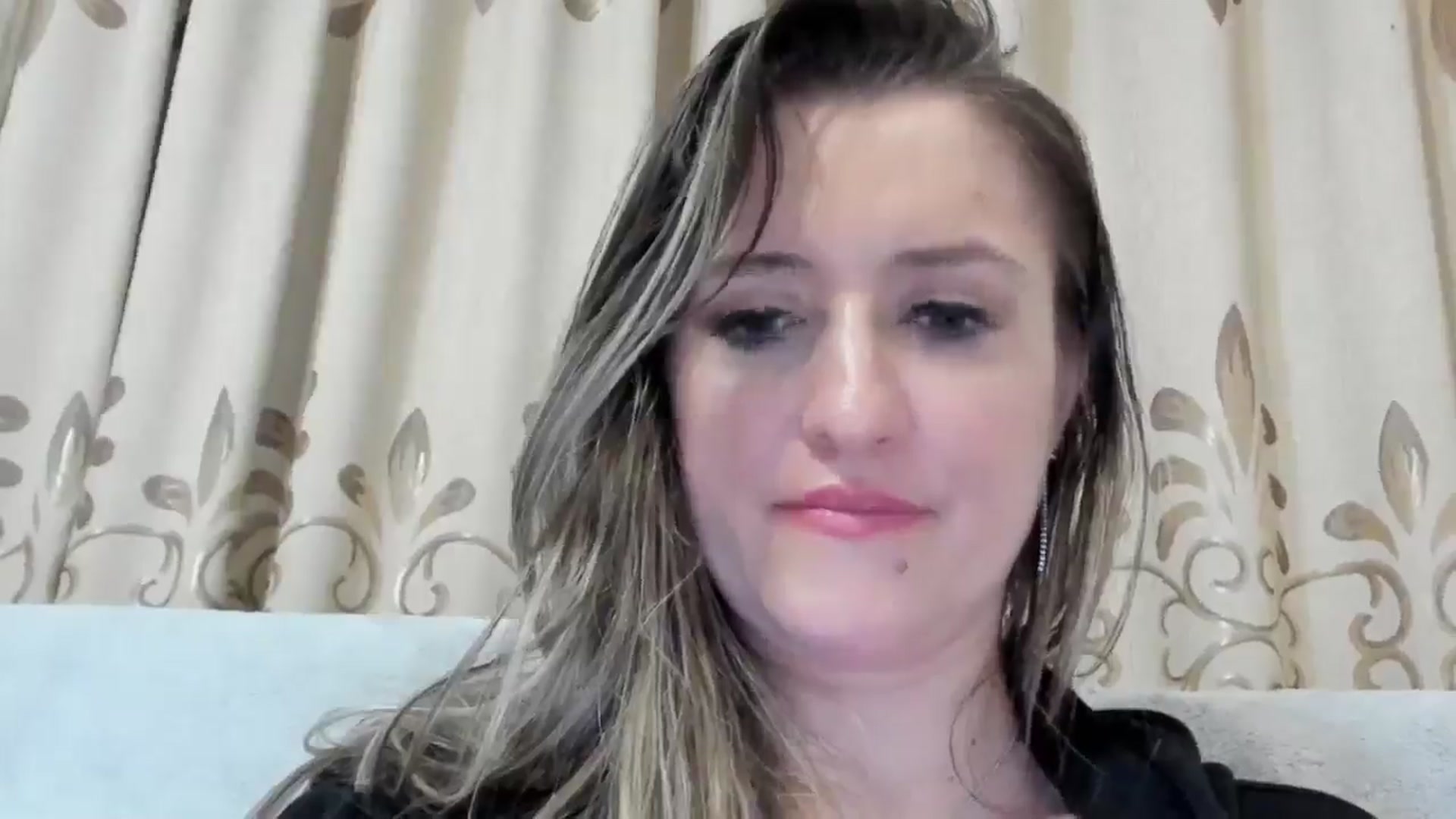 Gallery image thumbnail from BestDream's myfreecams stream on, 03/04/2025, 03:15 image 14 of 20