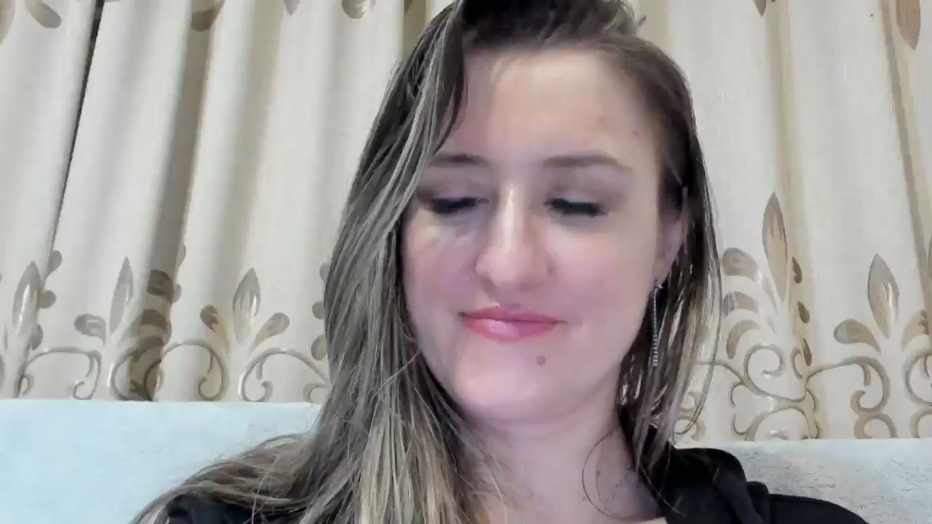 Gallery image thumbnail from BestDream's myfreecams stream on, 03/04/2025, 03:15 image 6 of 20