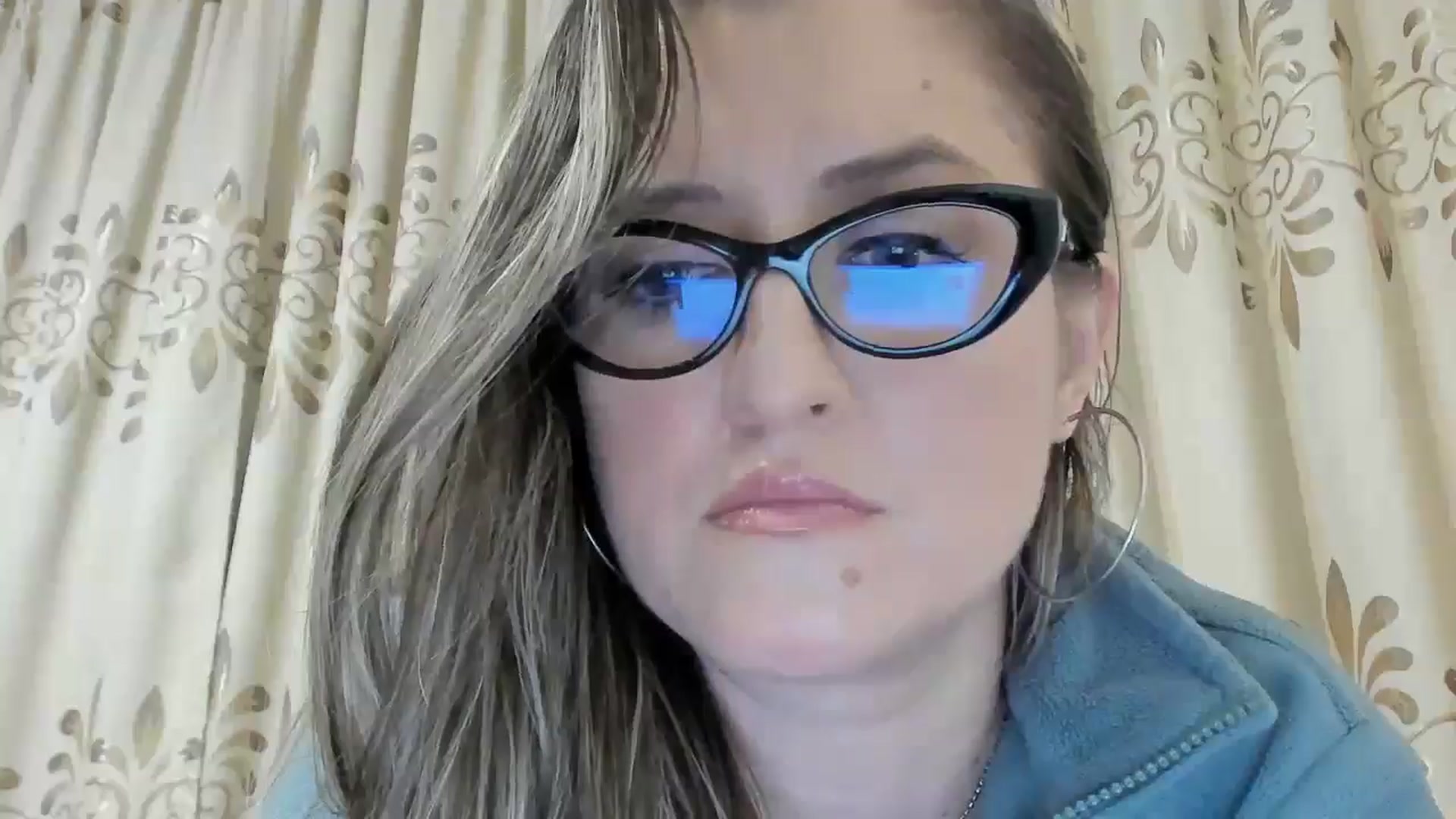 Gallery image thumbnail from BestDream's myfreecams stream on, 03/04/2025, 18:13 image 14 of 20