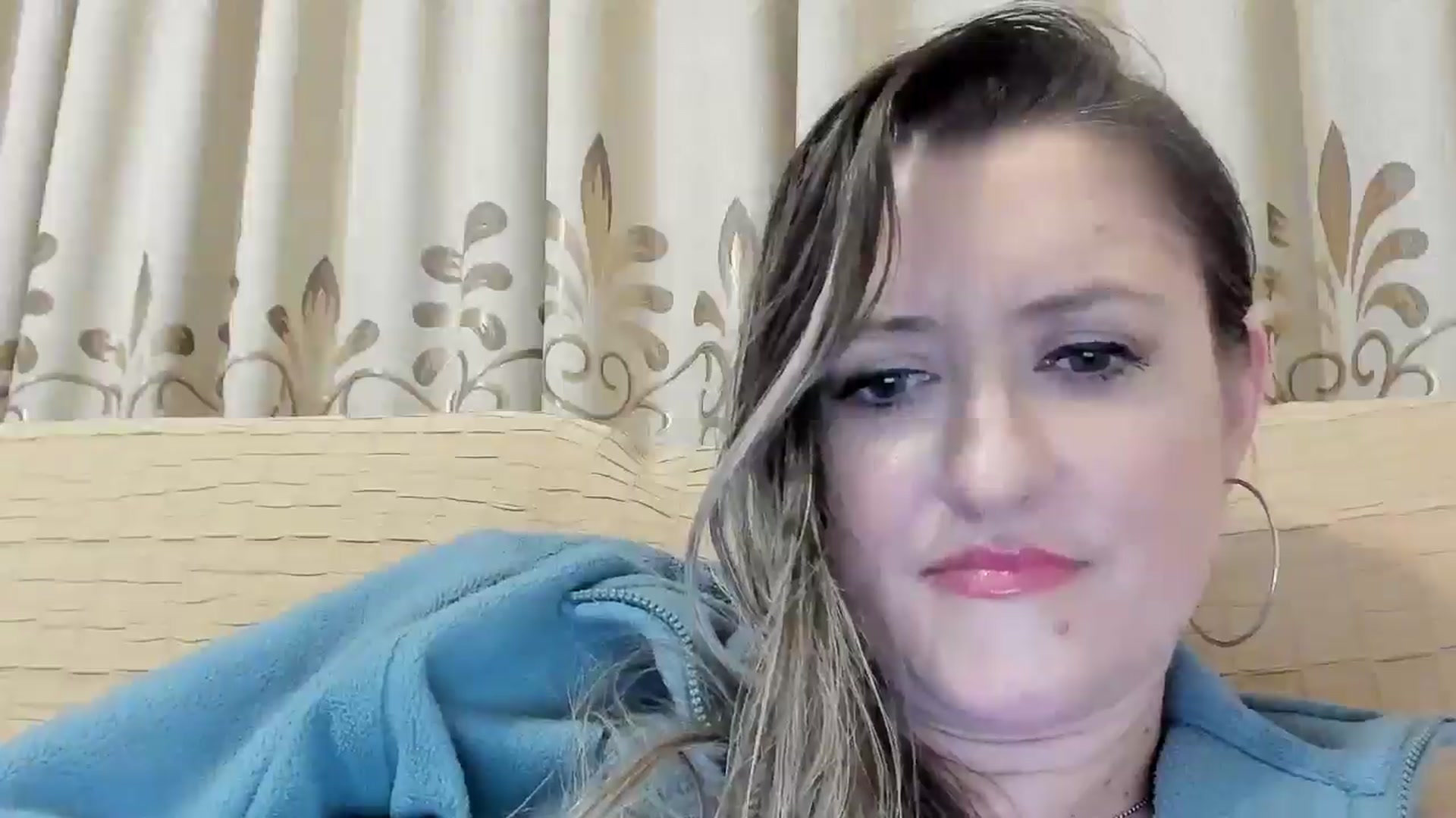 Gallery image thumbnail from BestDream's myfreecams stream on, 03/05/2025, 24:13 image 5 of 20