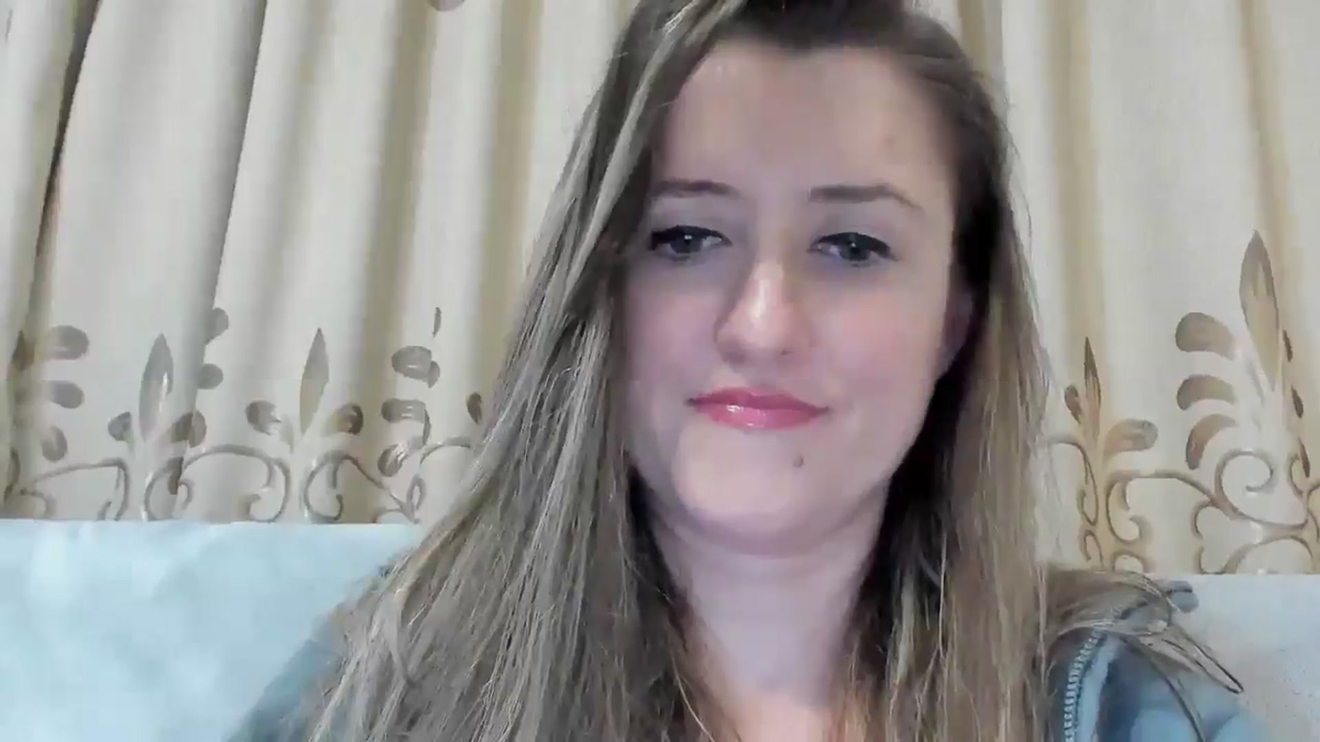 Gallery image thumbnail from BestDream's myfreecams stream on, 03/10/2025, 22:38 image 10 of 20