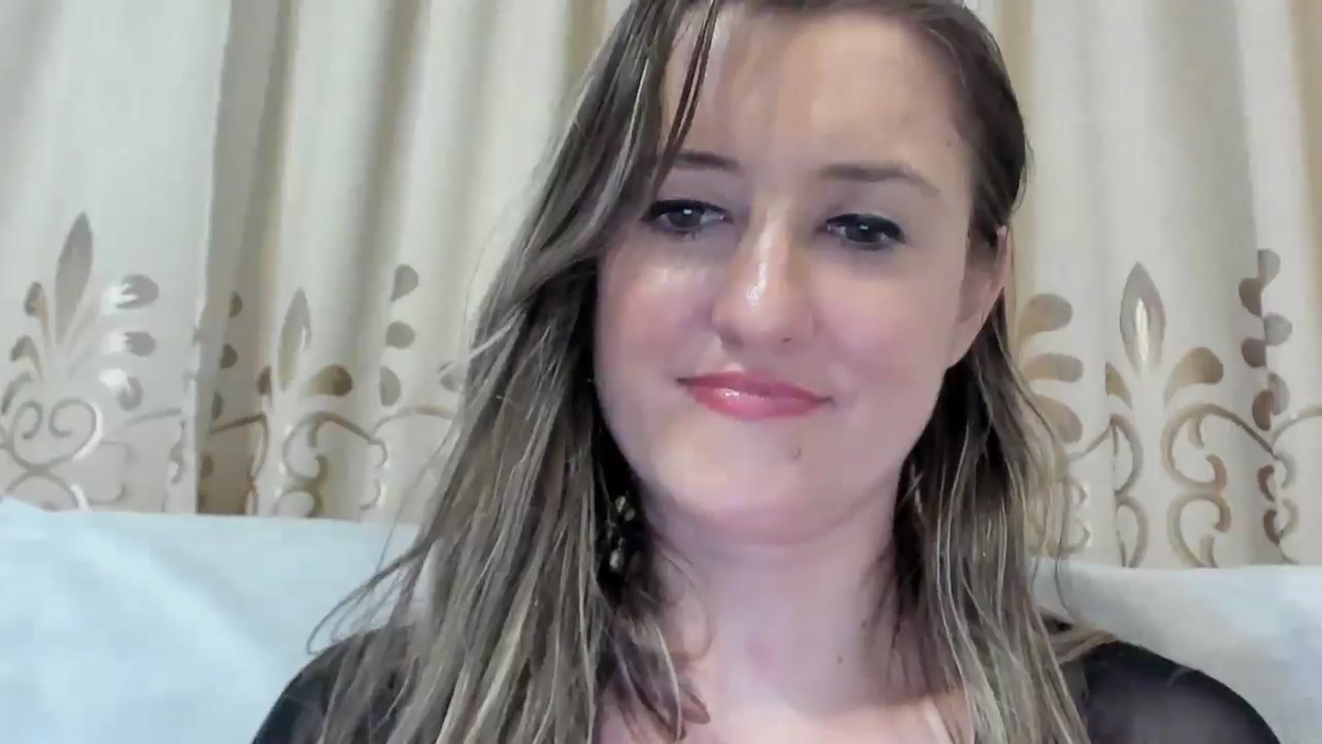 Gallery image thumbnail from BestDream's myfreecams stream on, 03/12/2025, 23:36 image 11 of 20