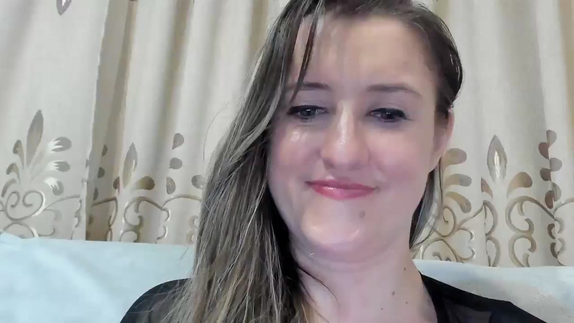 Gallery image thumbnail from BestDream's myfreecams stream on, 03/12/2025, 23:36 image 9 of 20