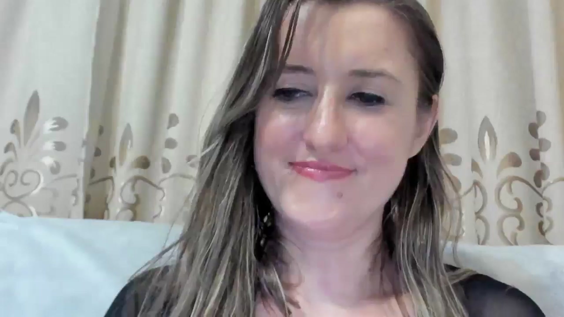 Gallery image thumbnail from BestDream's myfreecams stream on, 03/12/2025, 23:36 image 12 of 20