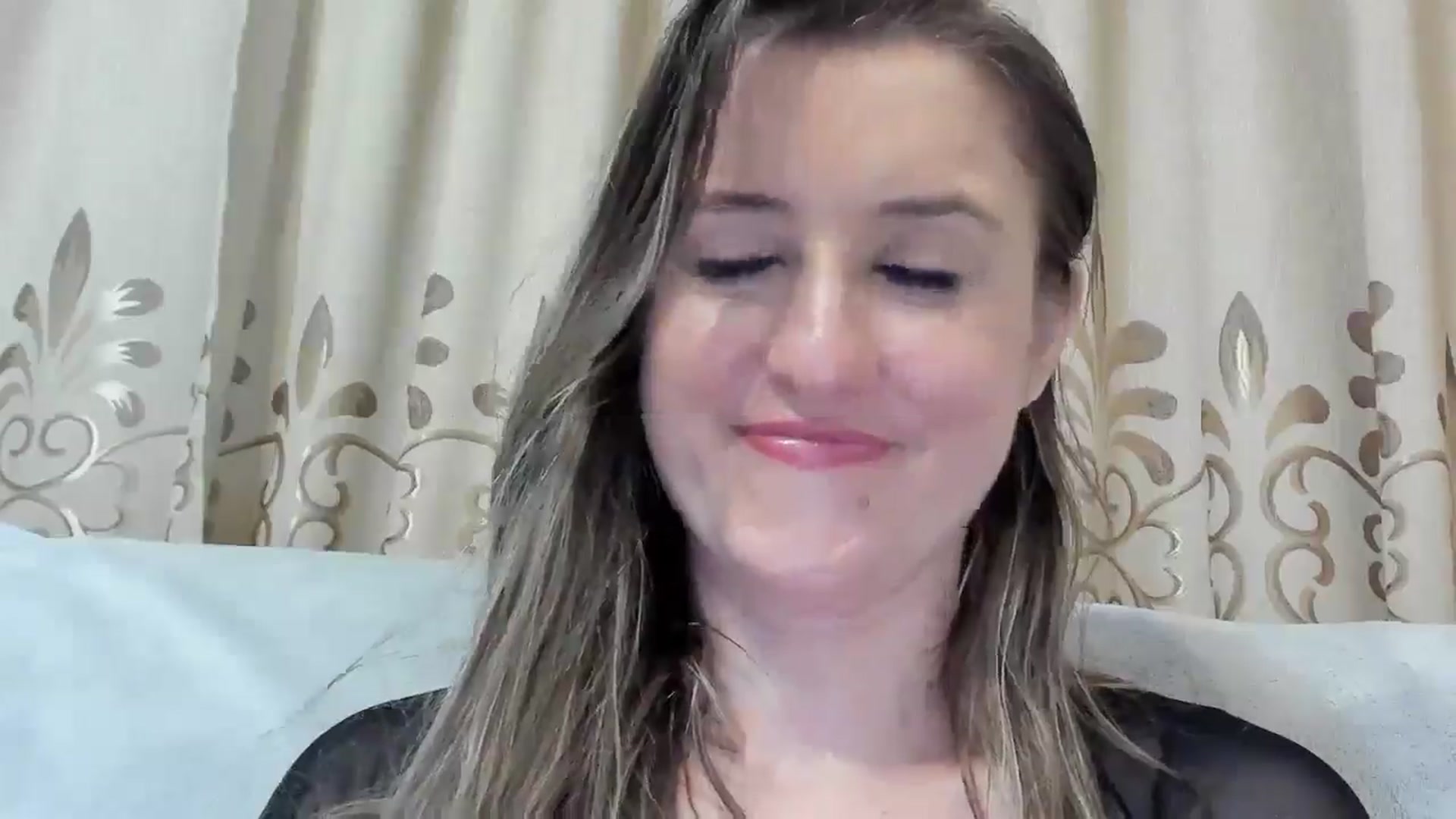 Gallery image thumbnail from BestDream's myfreecams stream on, 03/12/2025, 23:36 image 19 of 20