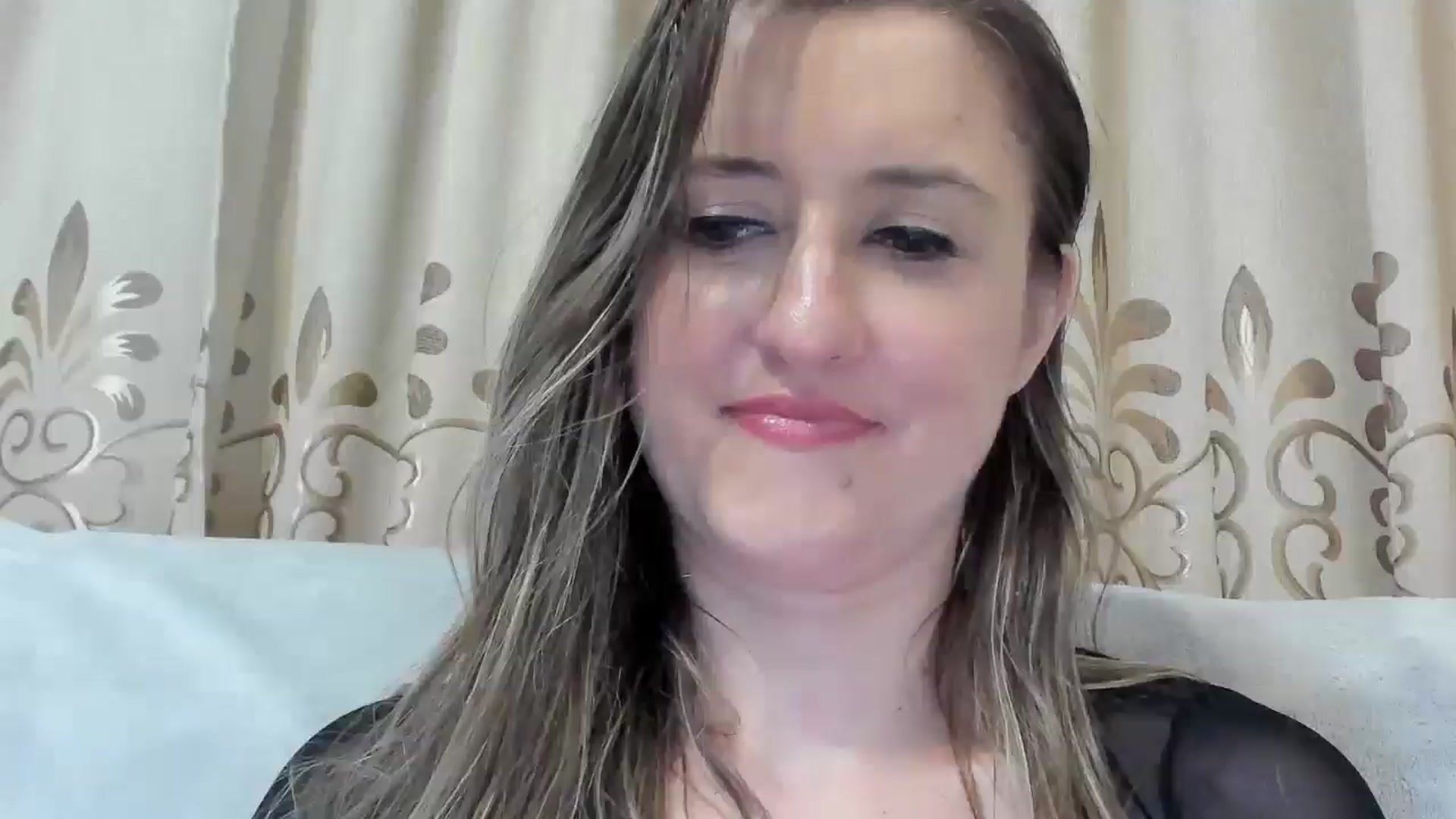 Gallery image thumbnail from BestDream's myfreecams stream on, 03/12/2025, 23:36 image 16 of 20