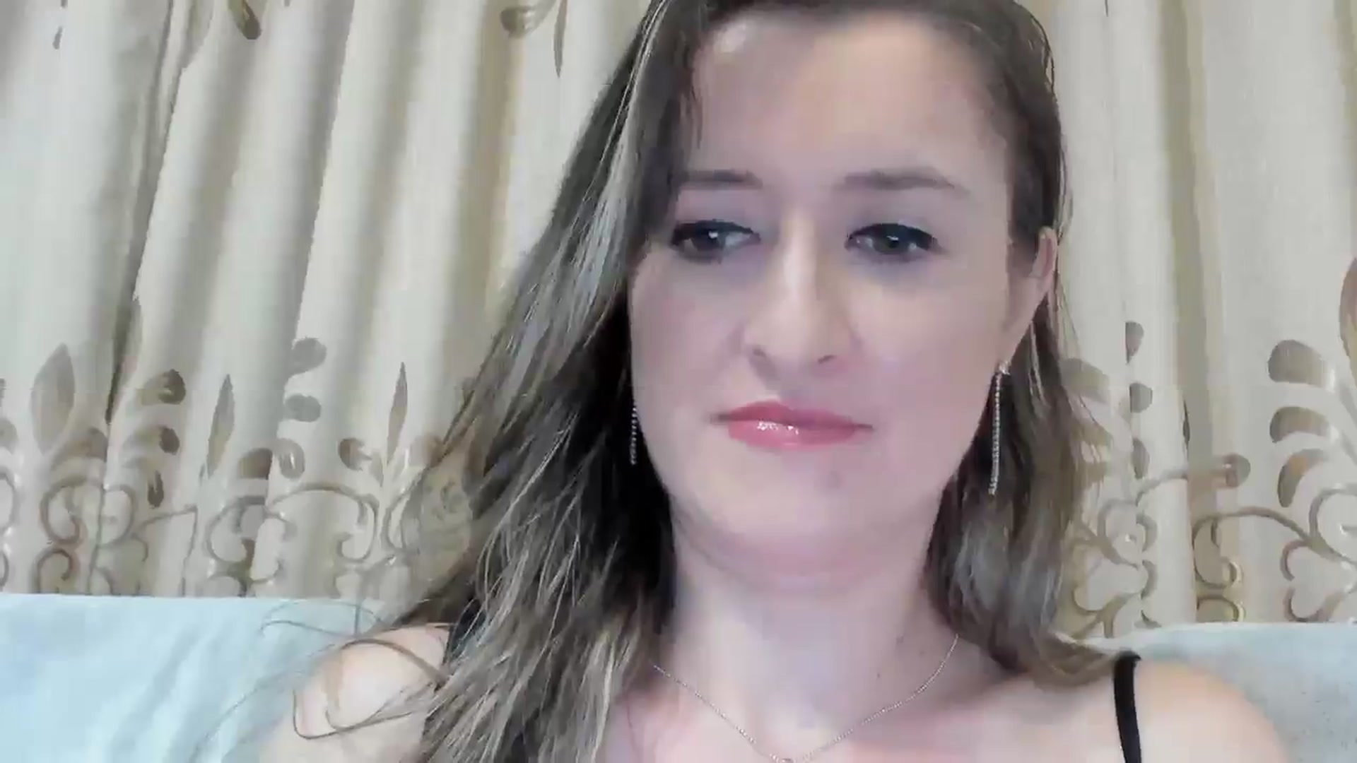 Gallery image thumbnail from BestDream's myfreecams stream on, 03/13/2025, 22:32 image 12 of 20