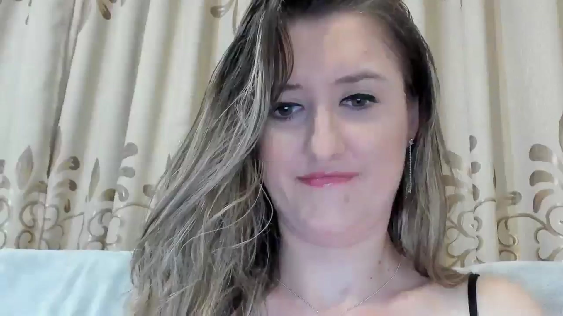 Gallery image thumbnail from BestDream's myfreecams stream on, 03/13/2025, 22:32 image 6 of 20