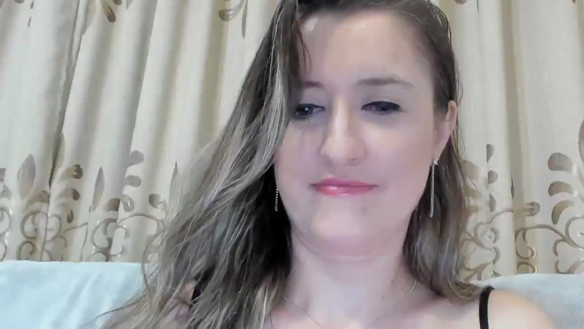 Gallery image thumbnail from BestDream's myfreecams stream on, 03/13/2025, 22:32 image 13 of 20