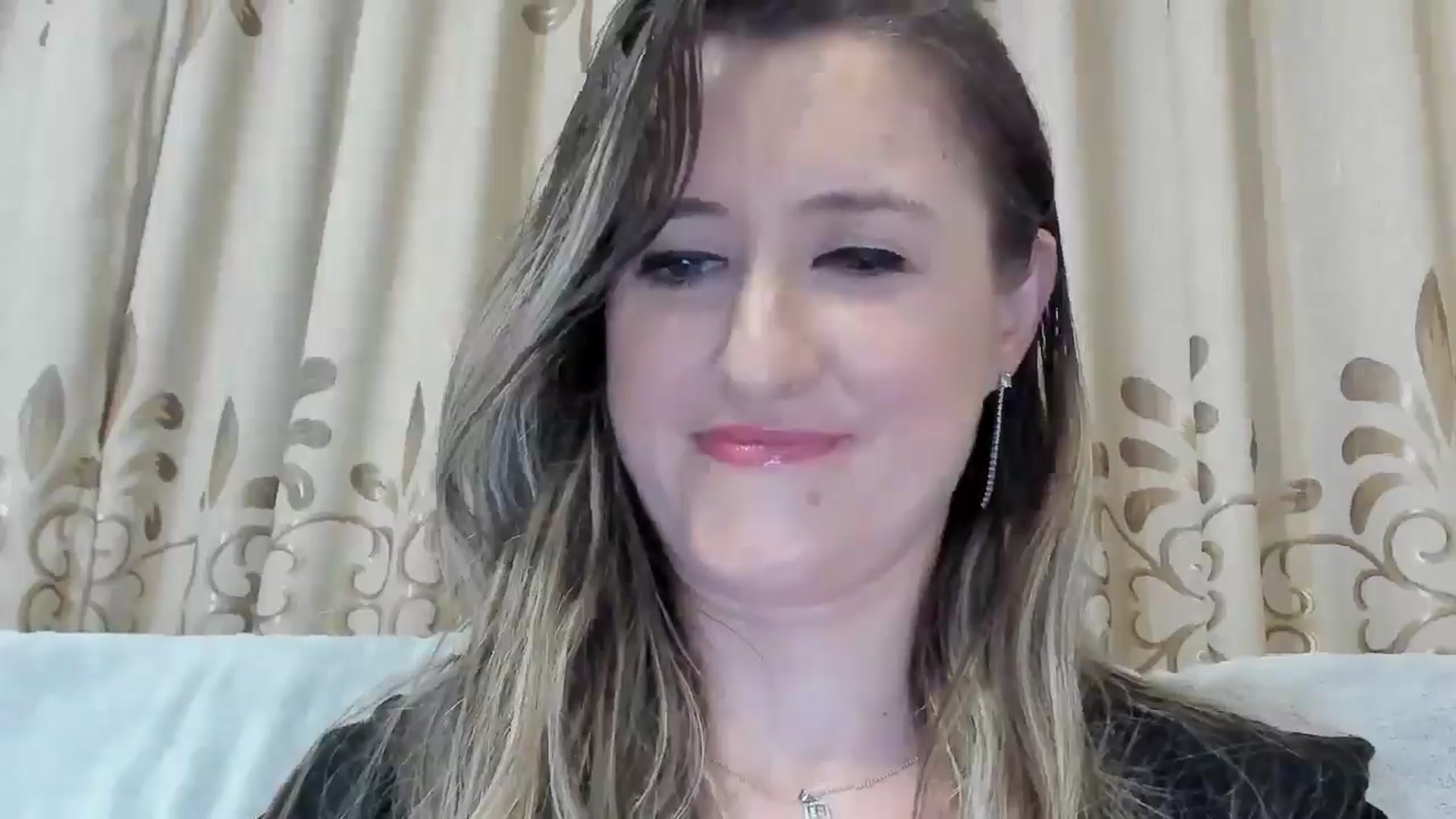 Gallery image thumbnail from BestDream's myfreecams stream on, 03/13/2025, 23:32 image 2 of 20