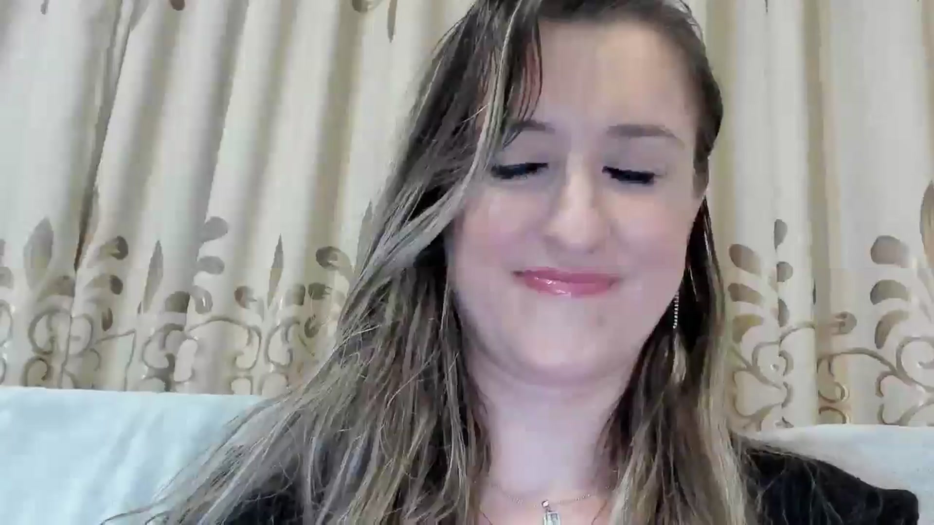 Gallery image thumbnail from BestDream's myfreecams stream on, 03/13/2025, 23:32 image 15 of 20