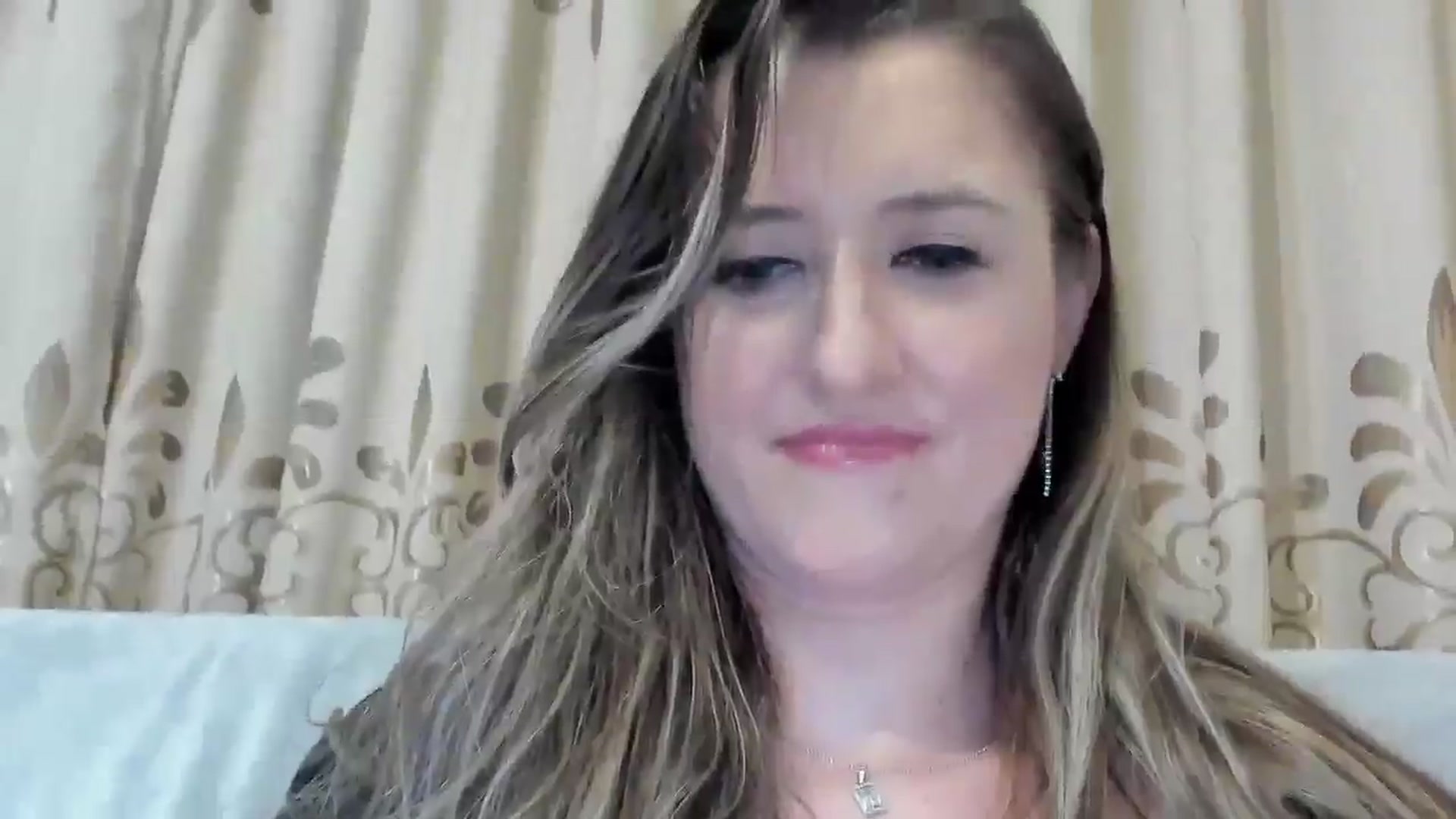 Gallery image thumbnail from BestDream's myfreecams stream on, 03/13/2025, 23:32 image 17 of 20
