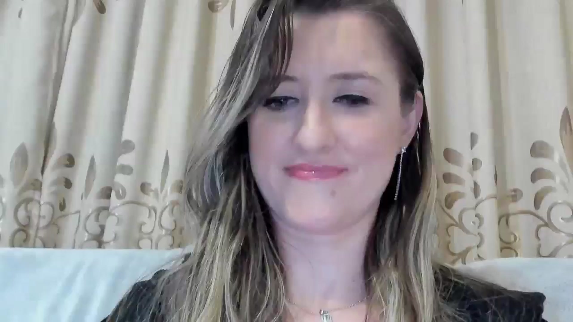 Gallery image thumbnail from BestDream's myfreecams stream on, 03/13/2025, 23:32 image 3 of 20