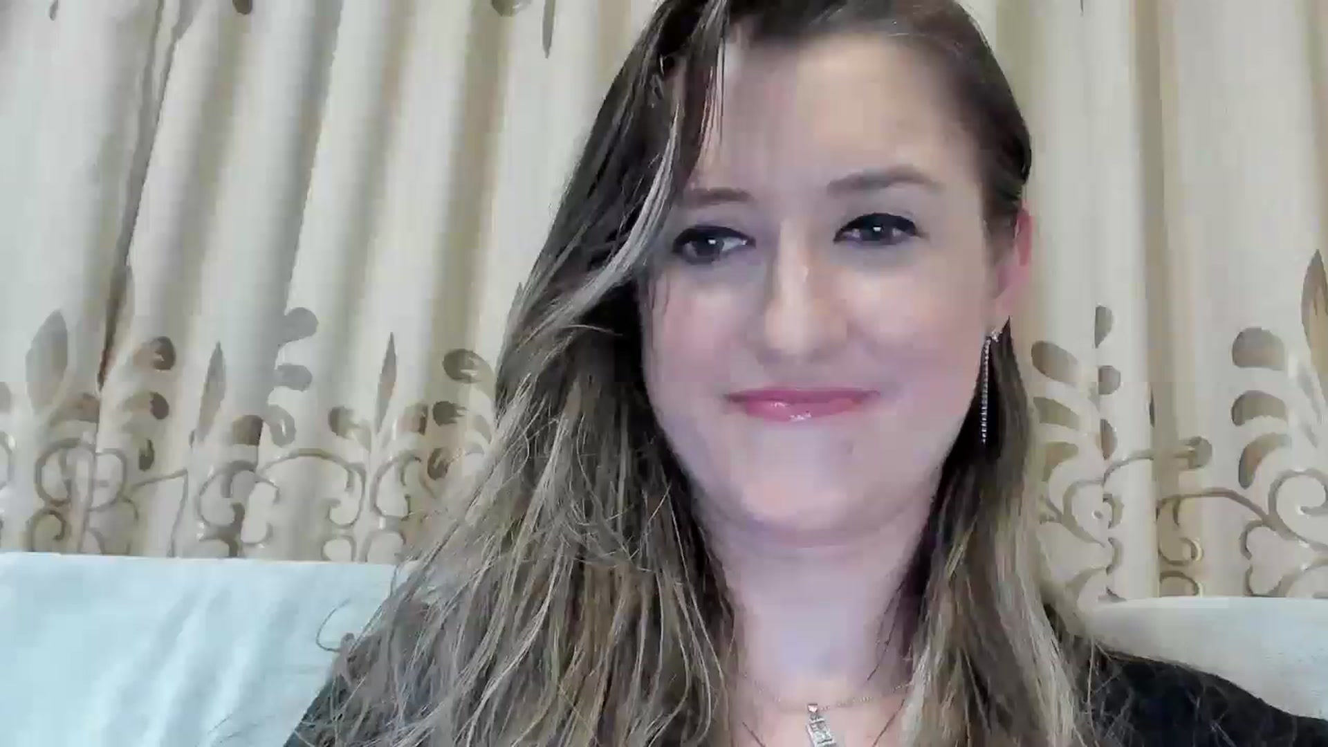 Gallery image thumbnail from BestDream's myfreecams stream on, 03/13/2025, 23:32 image 16 of 20