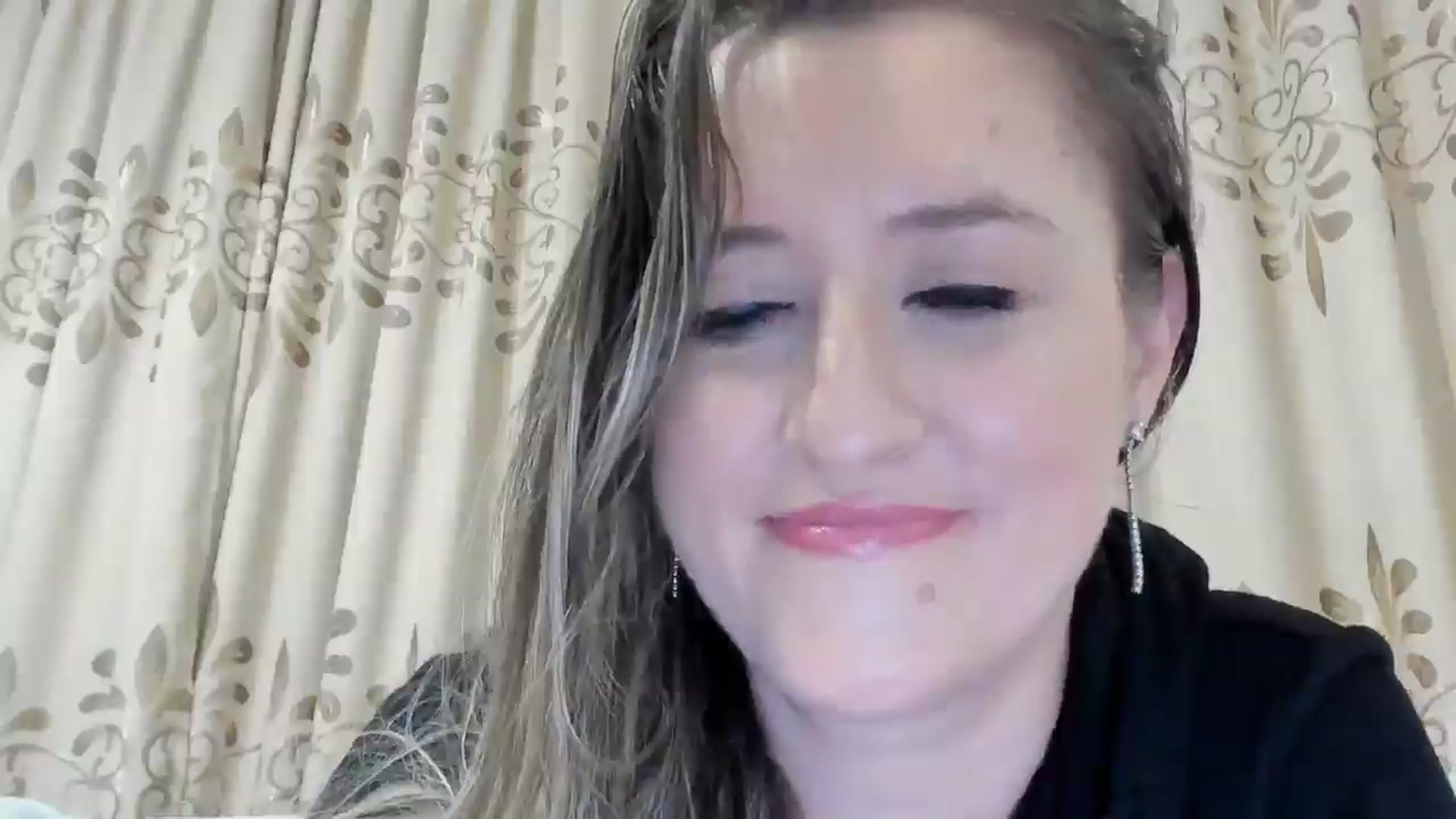 Gallery image thumbnail from BestDream's myfreecams stream on, 03/14/2025, 24:39 image 10 of 20