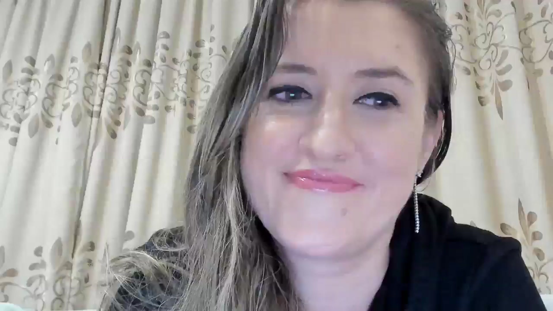 Gallery image thumbnail from BestDream's myfreecams stream on, 03/14/2025, 24:39 image 8 of 20