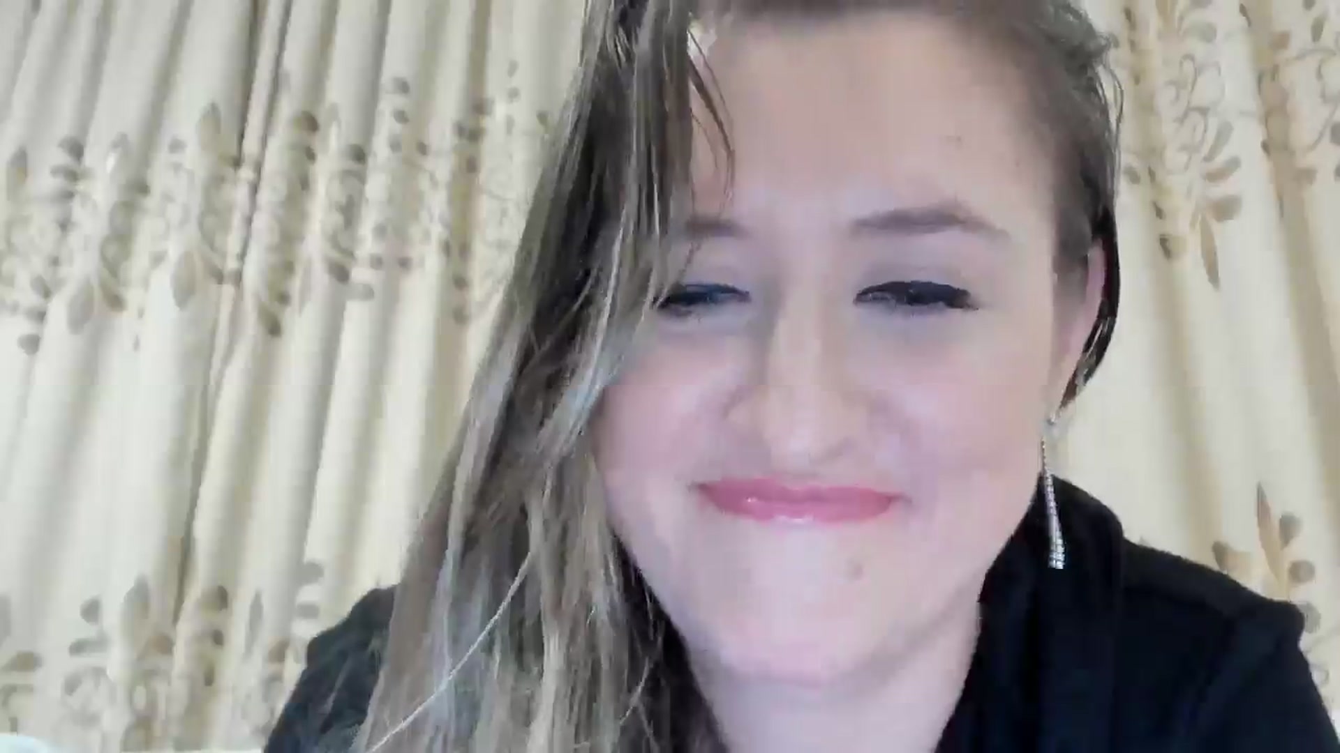 Gallery image thumbnail from BestDream's myfreecams stream on, 03/14/2025, 24:39 image 9 of 20