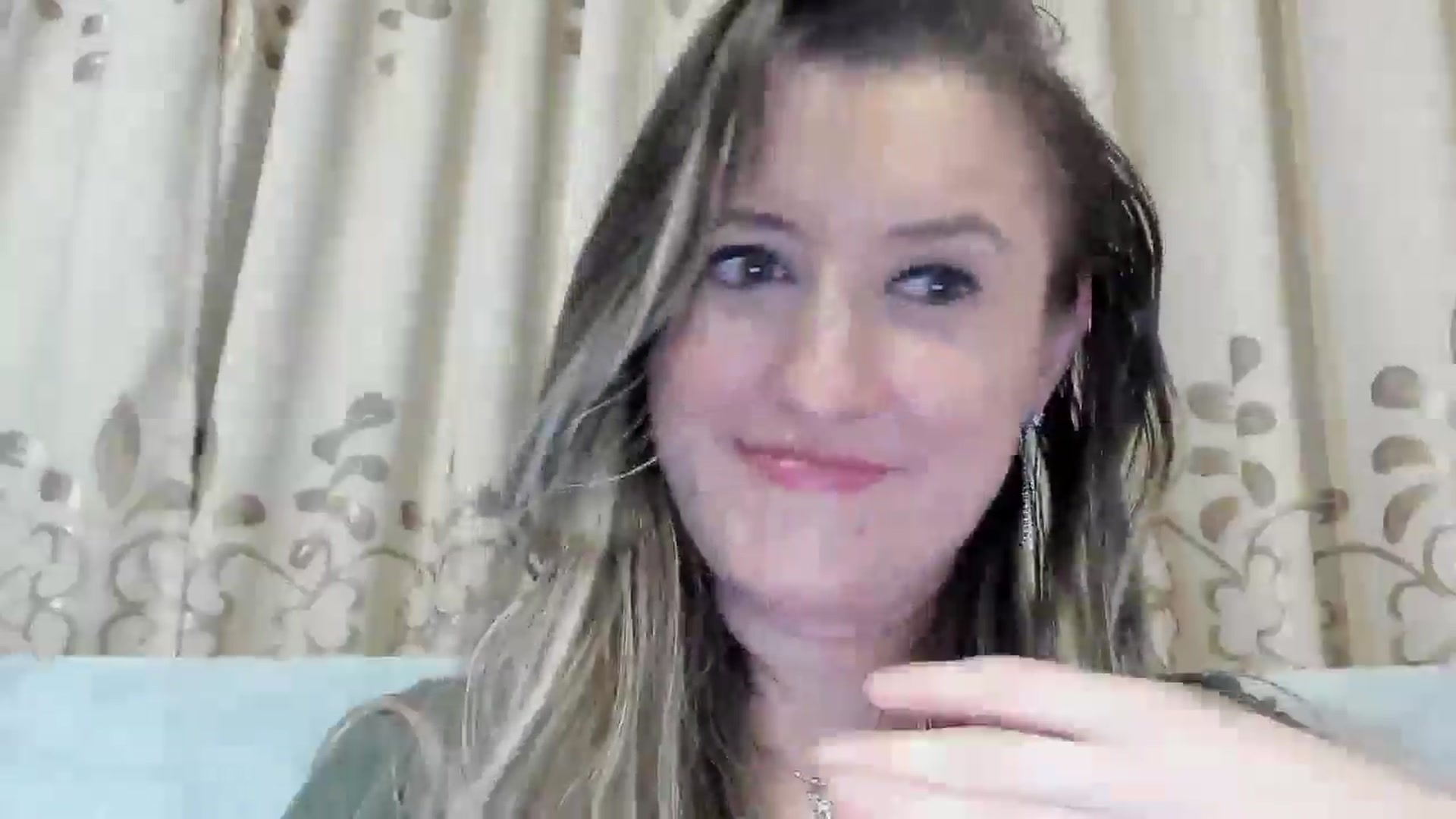 Gallery image thumbnail from BestDream's myfreecams stream on, 03/14/2025, 22:40 image 14 of 20