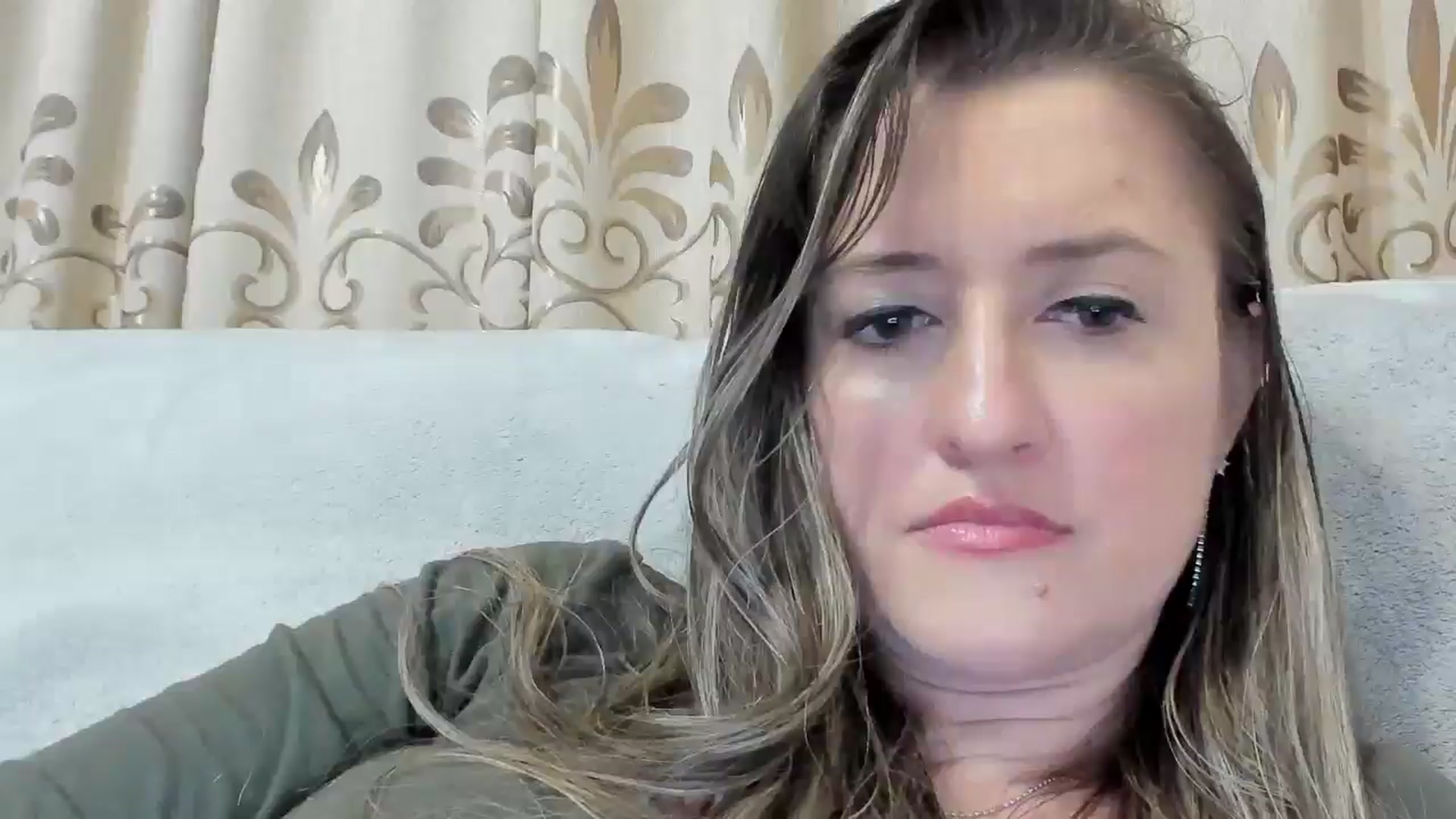 Gallery image thumbnail from BestDream's myfreecams stream on, 03/14/2025, 23:51 image 2 of 20