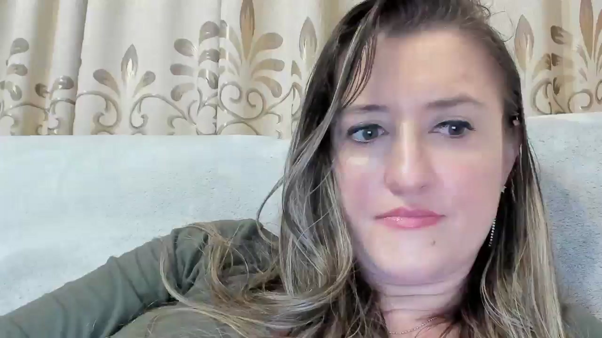 Gallery image thumbnail from BestDream's myfreecams stream on, 03/14/2025, 23:51 image 1 of 20
